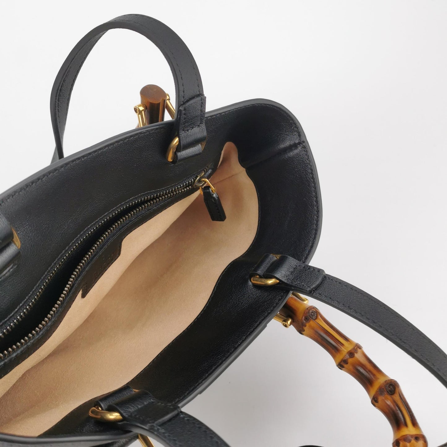 Gucci - Diana - Leather - Black - (small)