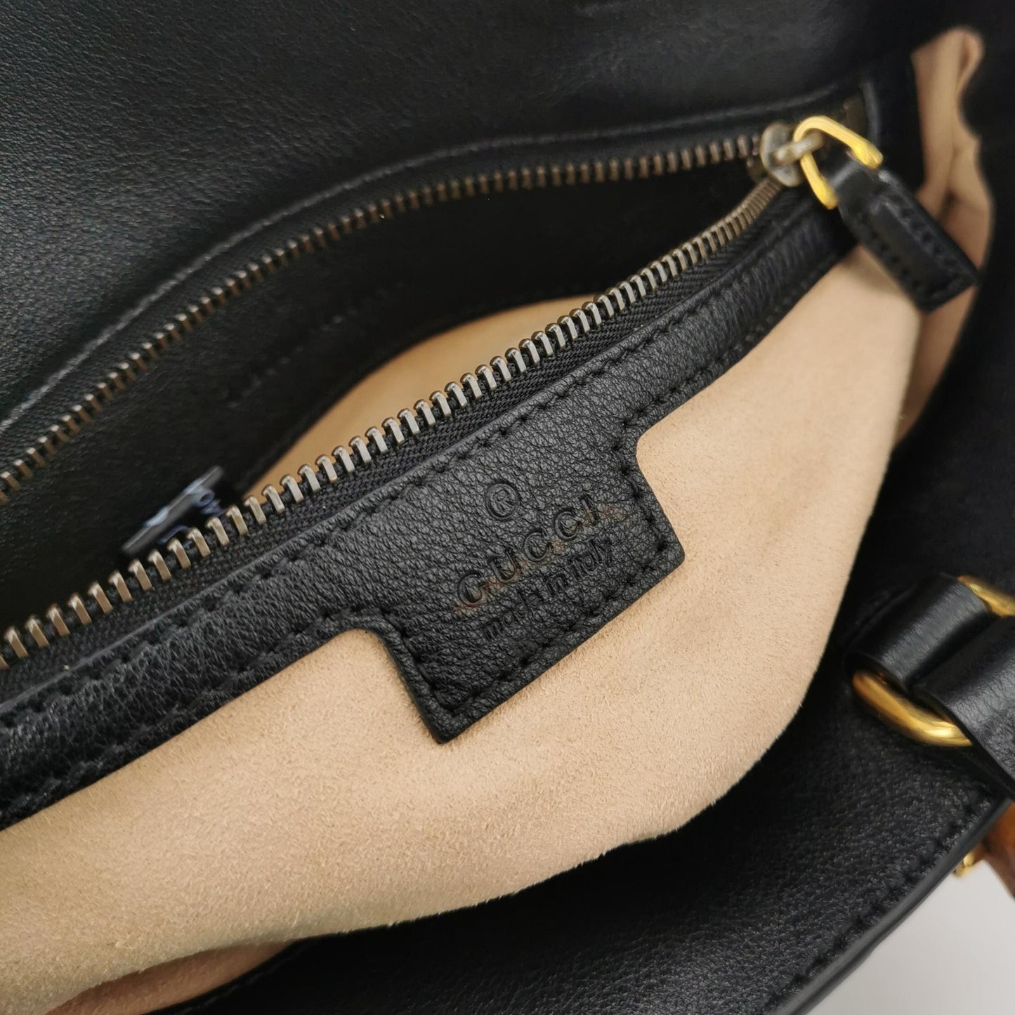 Gucci - Diana - Leather - Black - (small)