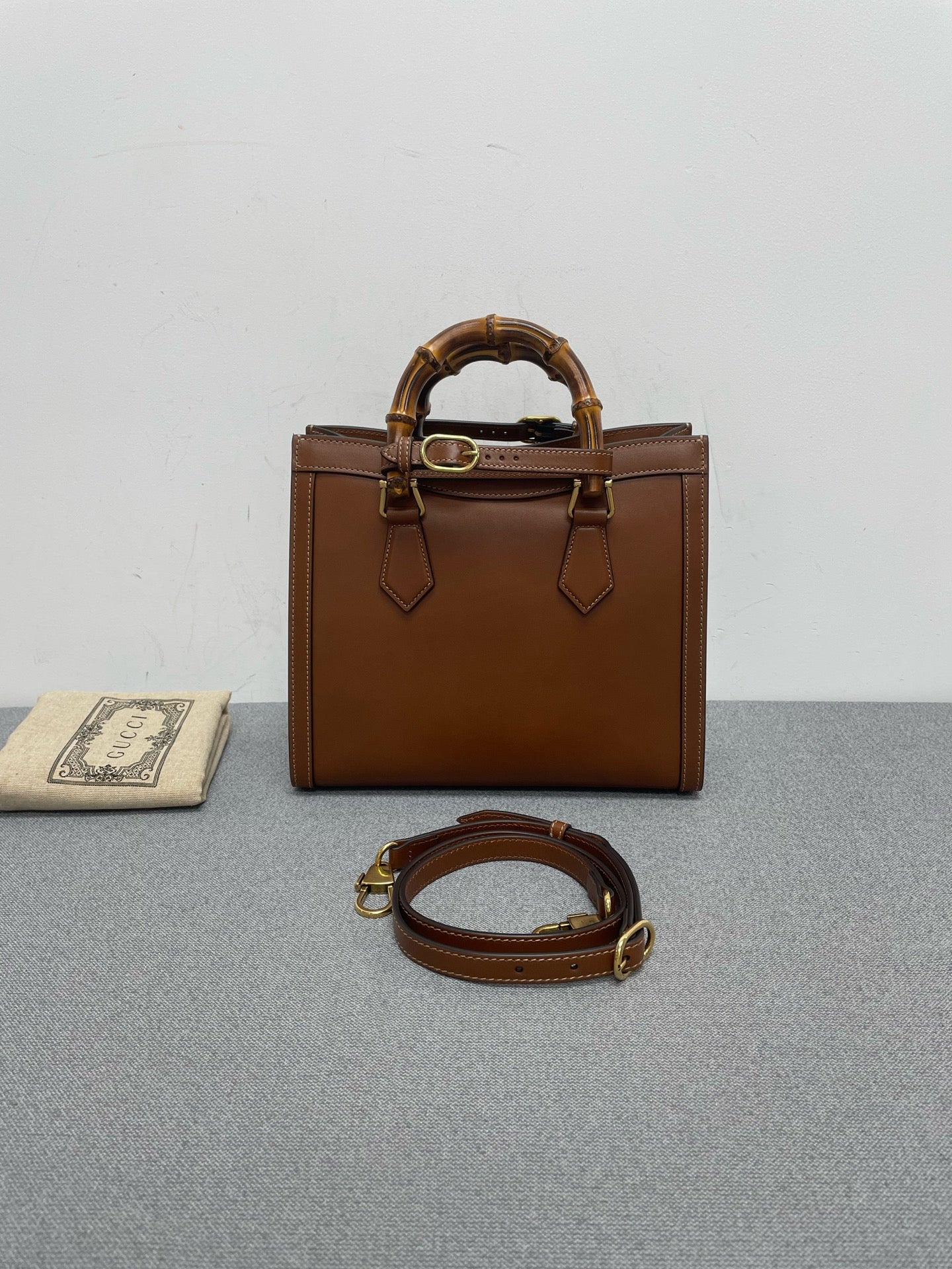 Gucci - Diana - Leather - Brown - (small)