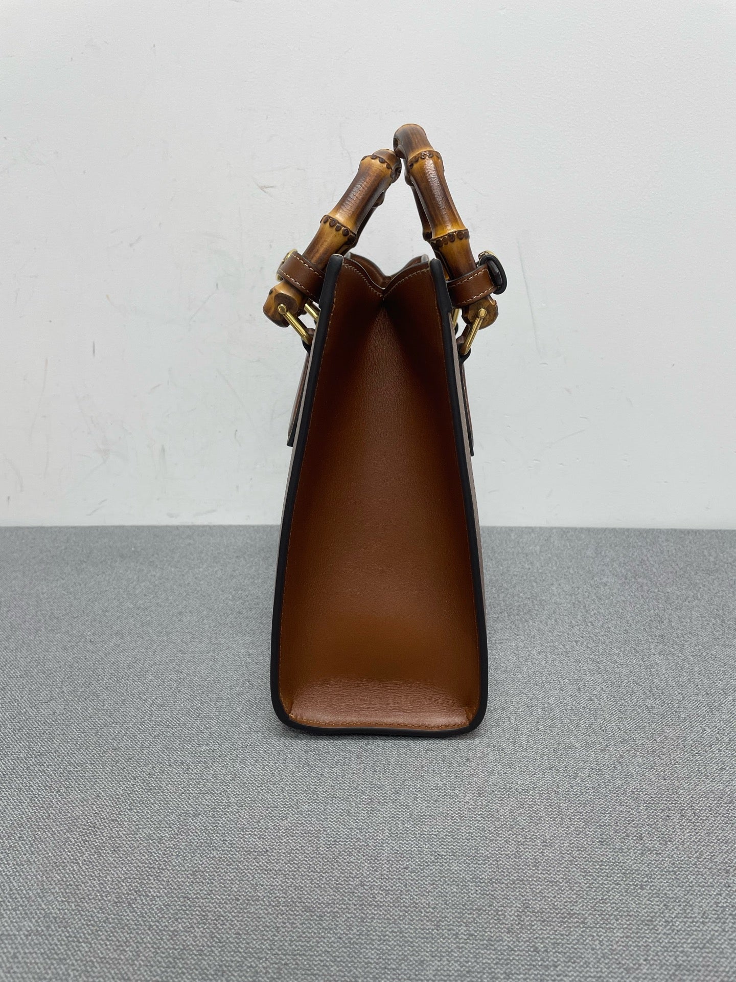 Gucci - Diana - Leather - Brown - (small)