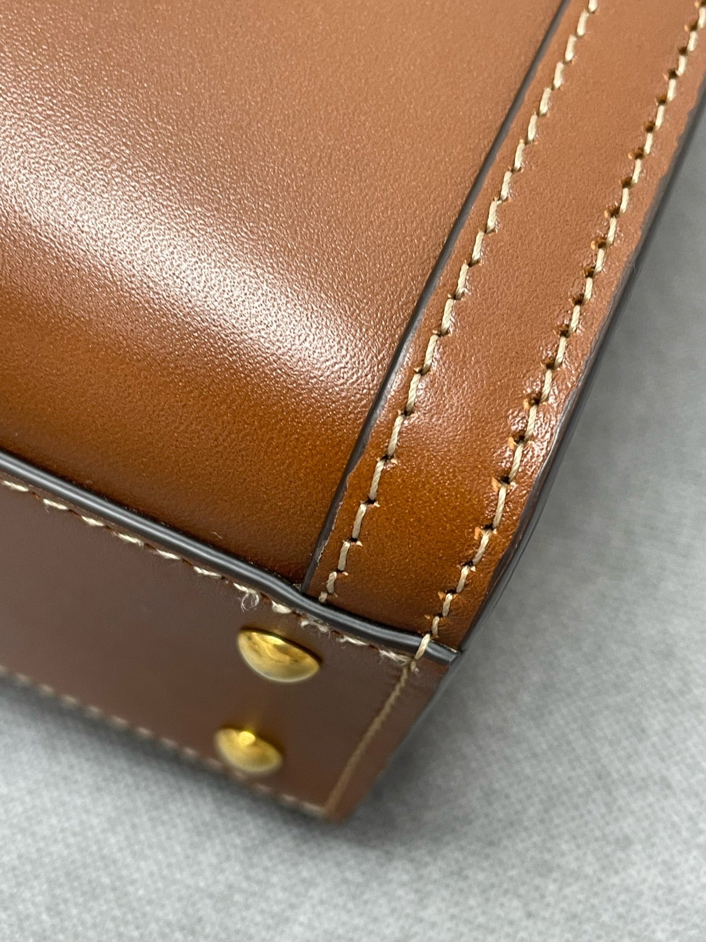 Gucci - Diana - Leather - Brown - (small)