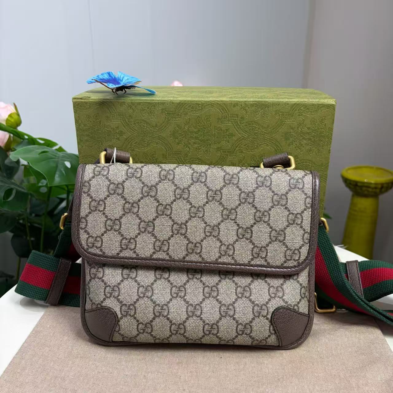 Gucci - Dionysus Double-Sided Tiger Head Small Flap Bag - GG Supreme coated canvas with brown leather trim - Beige with brown accents and multi-color web strap - (Small)