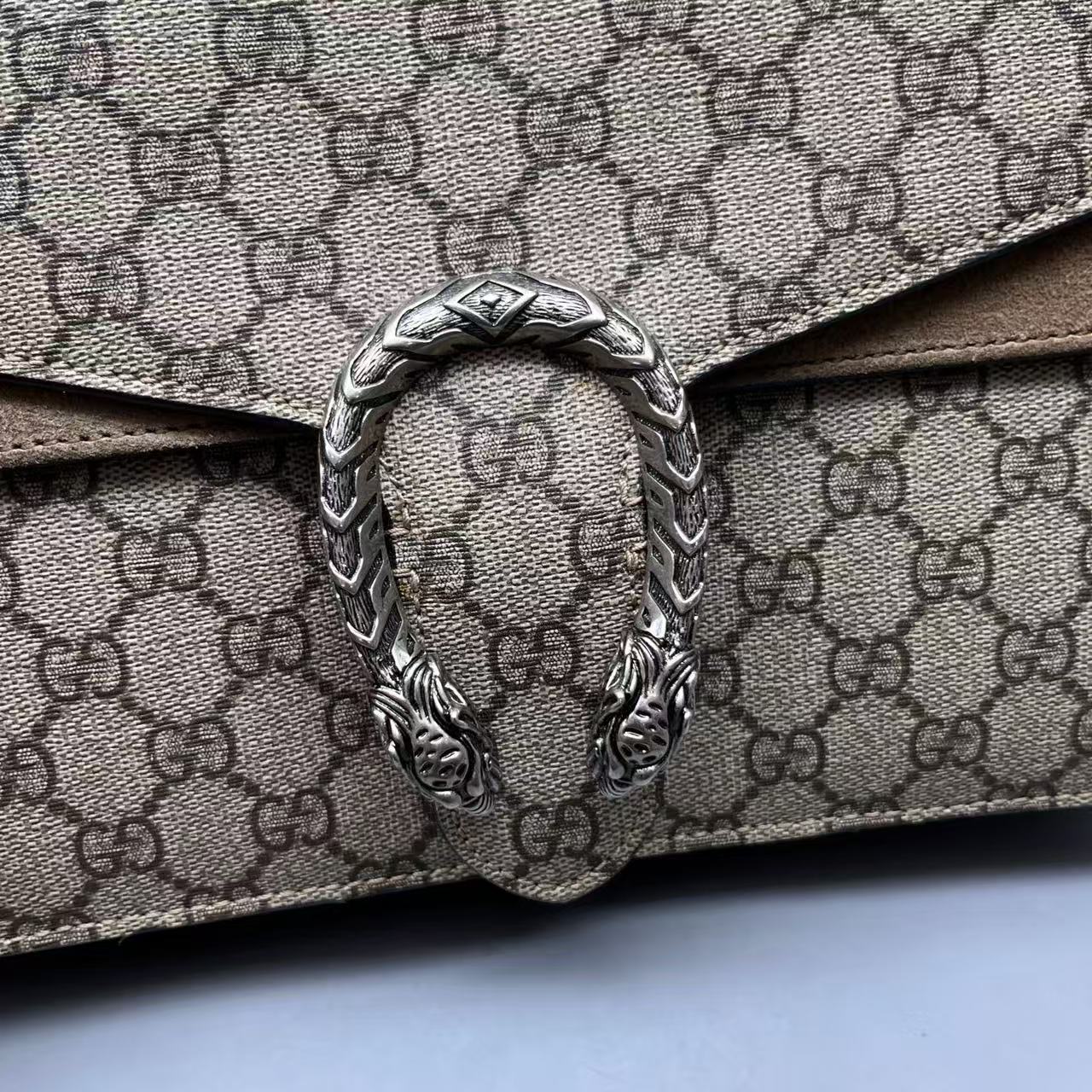 Gucci - Dionysus - GG Supreme canvas and suede - Beige - (Medium)