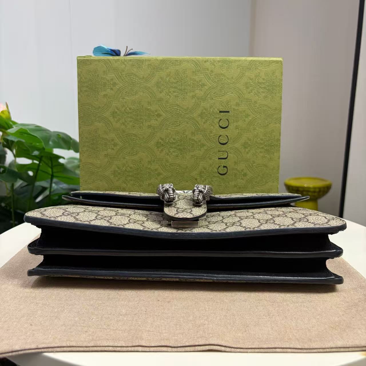 Gucci - Dionysus - GG Supreme canvas with black suede and leather trim - Black - (medium)