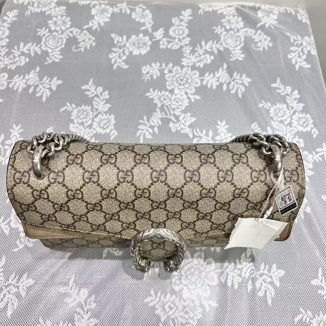 Gucci - Dionysus - GG Supreme canvas with suede trim - Beige GG Supreme canvas with Camel suede accents and silver-tone hardware - (Medium)