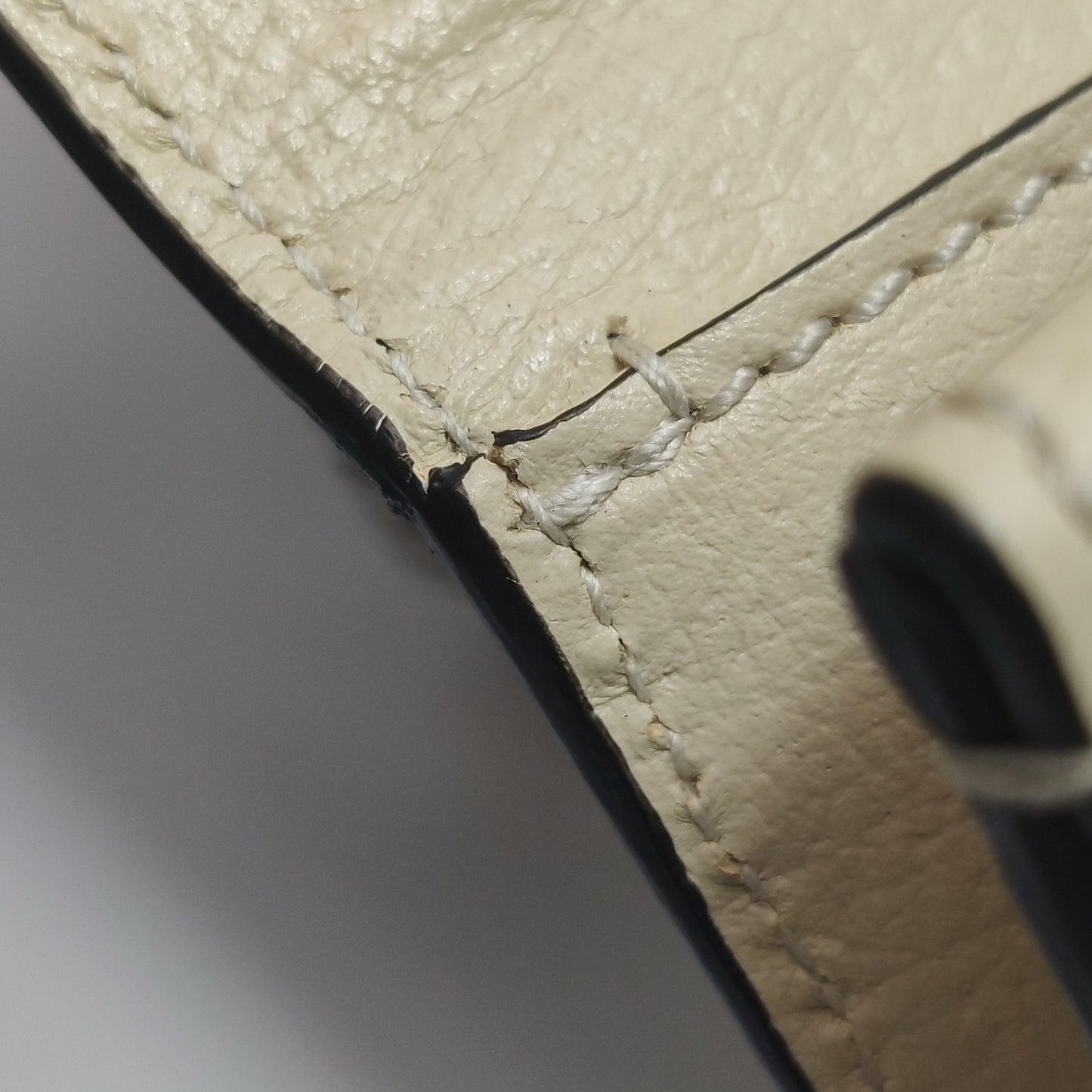Gucci - Dionysus - Leather - White - (small)