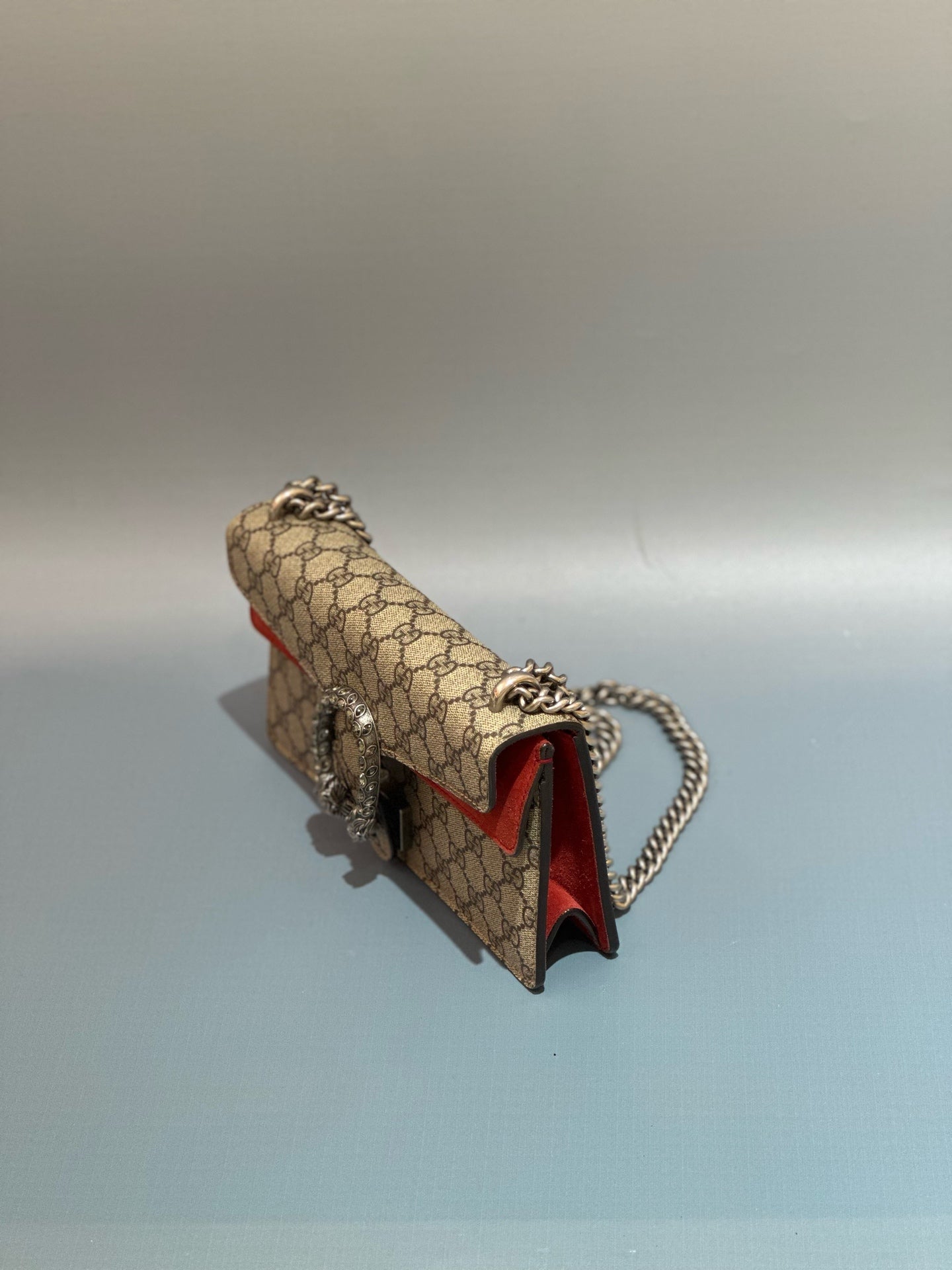 Gucci - Dionysus Red Crystal Buckle - GG Supreme canvas and suede - Beige with Red accents - (Small)