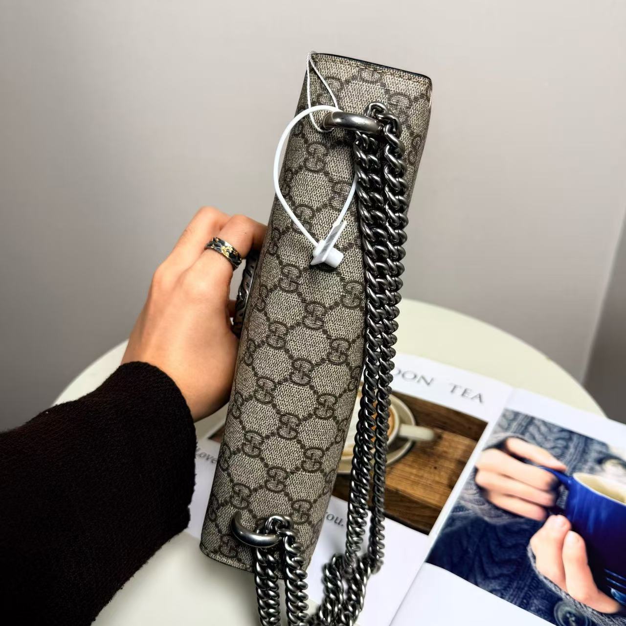 Gucci - Dionysus Shoulder Bag - GG Supreme canvas with suede and leather trim - Beige and Black - (Small)