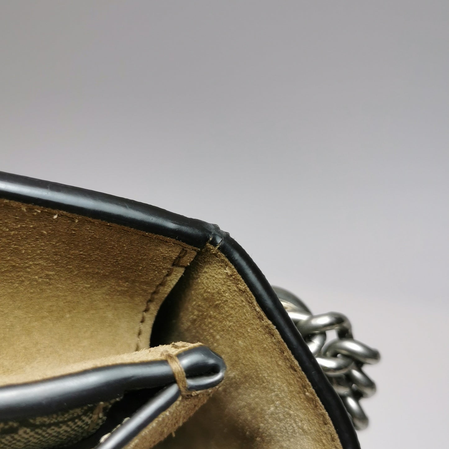 Gucci - Dionysus Shoulder Bag - GG Supreme canvas with suede trim - Beige and Camel with Brown GG Monogram - (Medium)