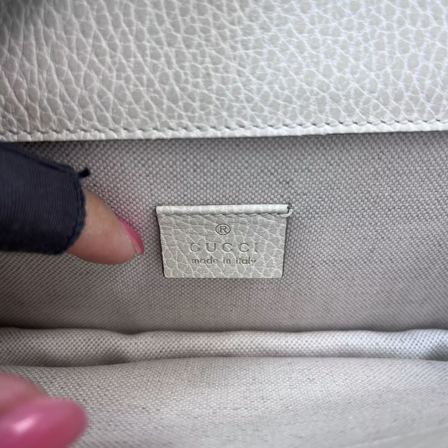 Gucci - Dionysus Shoulder Bag - Grained leather - White - (Small)