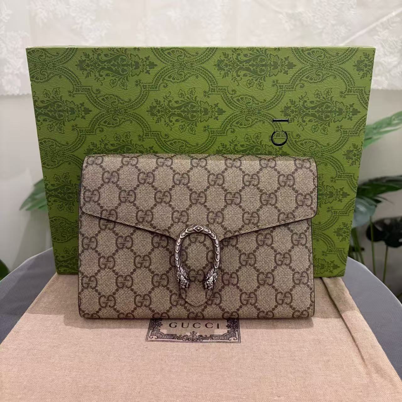 Gucci - Dionysus Wallet on Chain - GG Supreme canvas with leather trim - Beige - (mini)