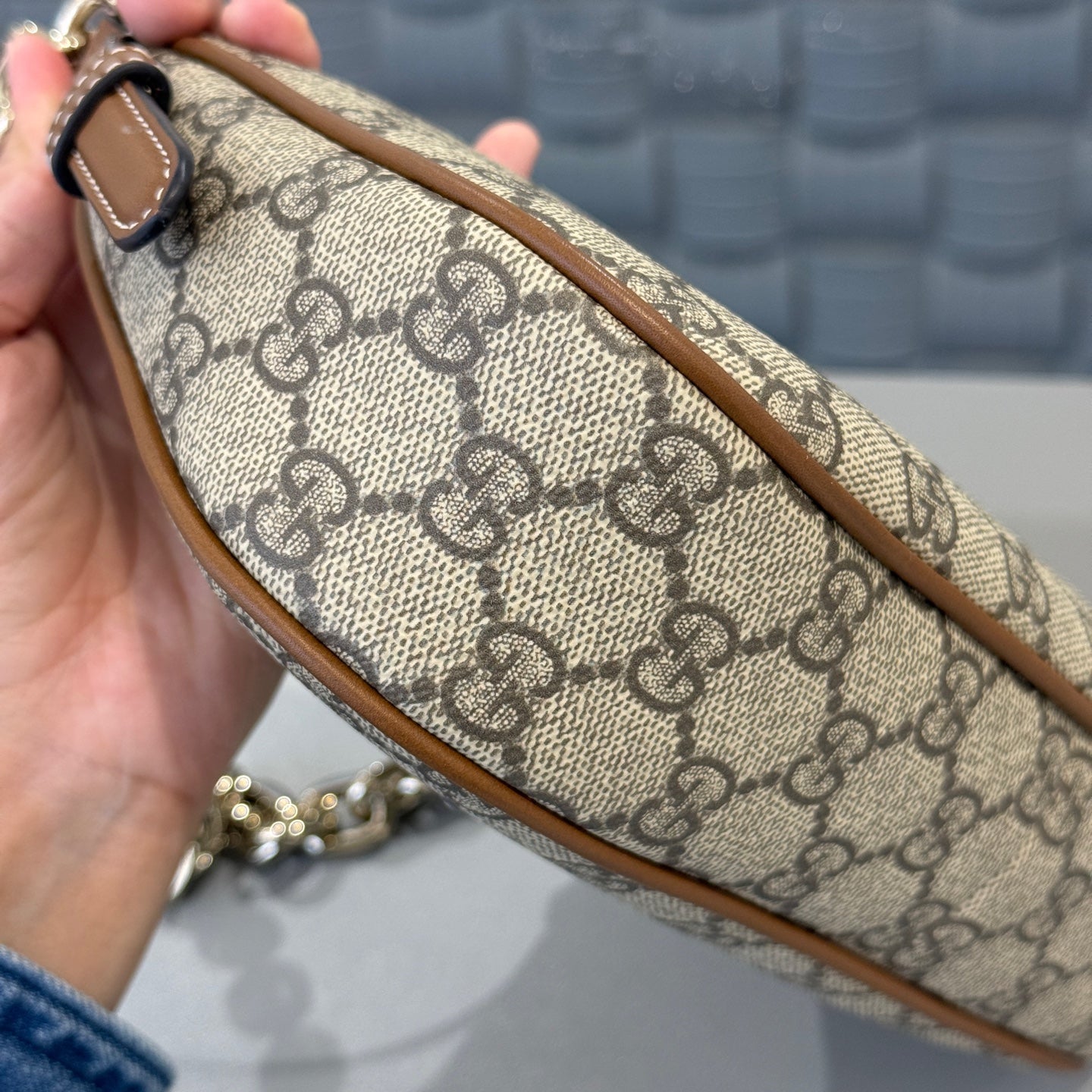 Gucci - Emblem Crescent Bag - GG Supreme canvas with leather trim - Beige - (small)
