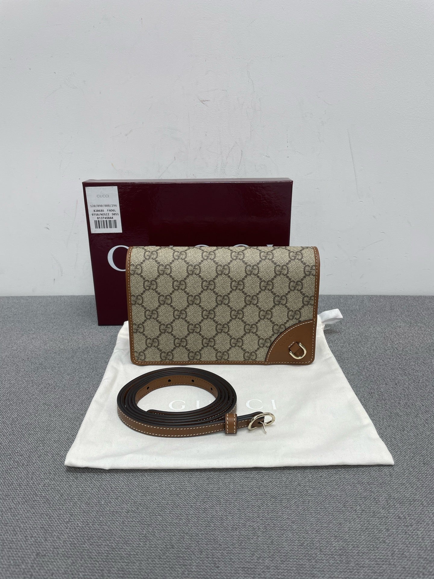 Gucci - Emblem - Synthetic - Beige - (mini)