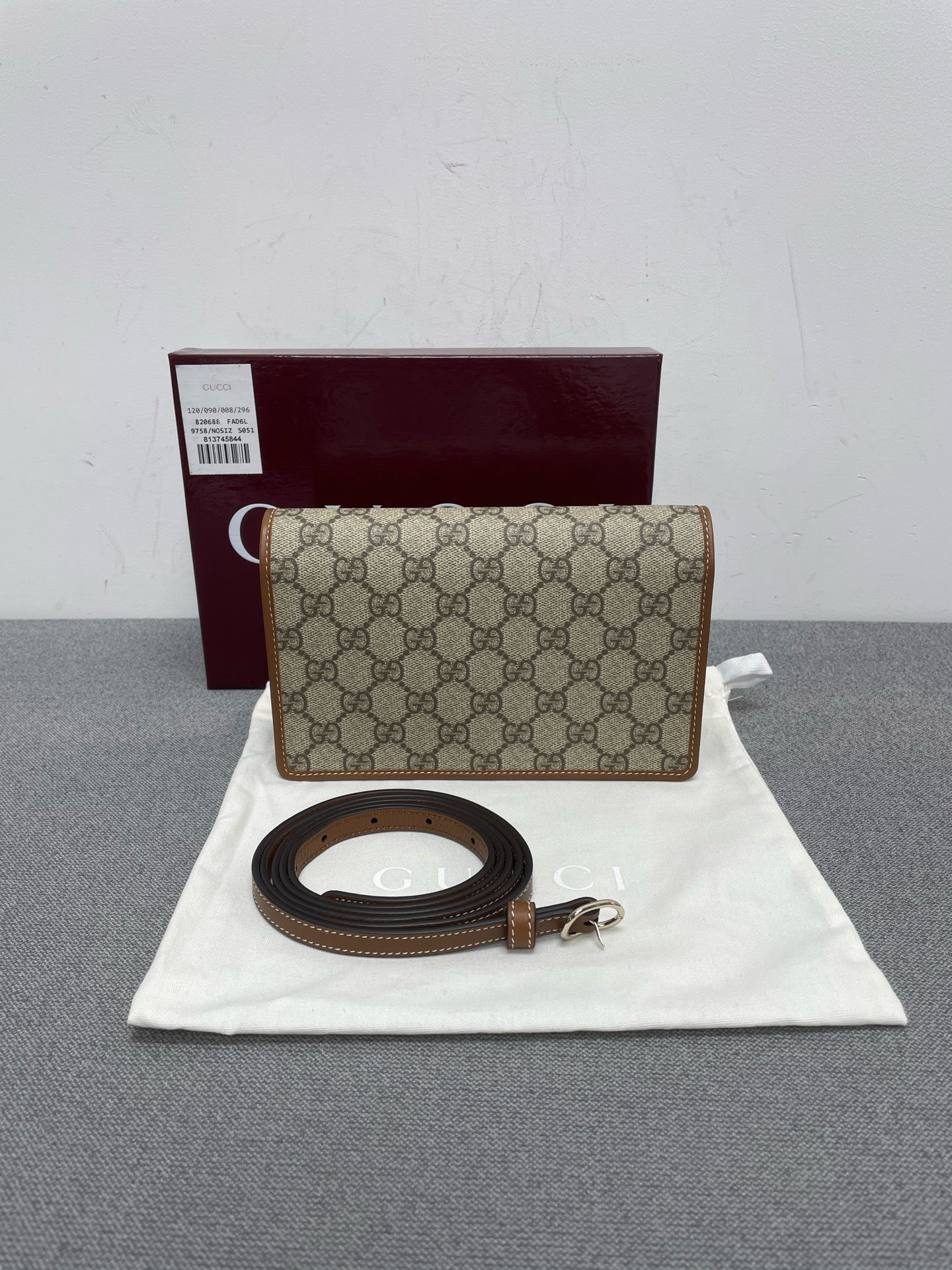 Gucci - Emblem - Synthetic - Beige - (mini)
