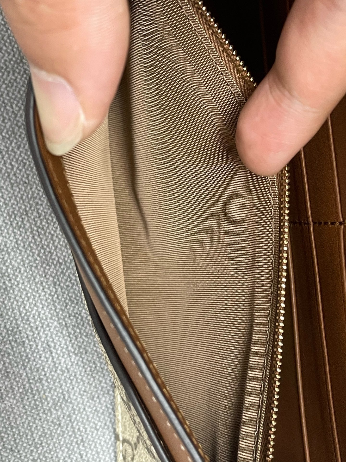 Gucci - Emblem - Synthetic - Beige - (mini)