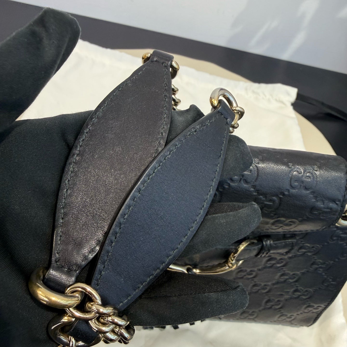 Gucci - Emily Chain Shoulder Bag - Leather - Black - (small)