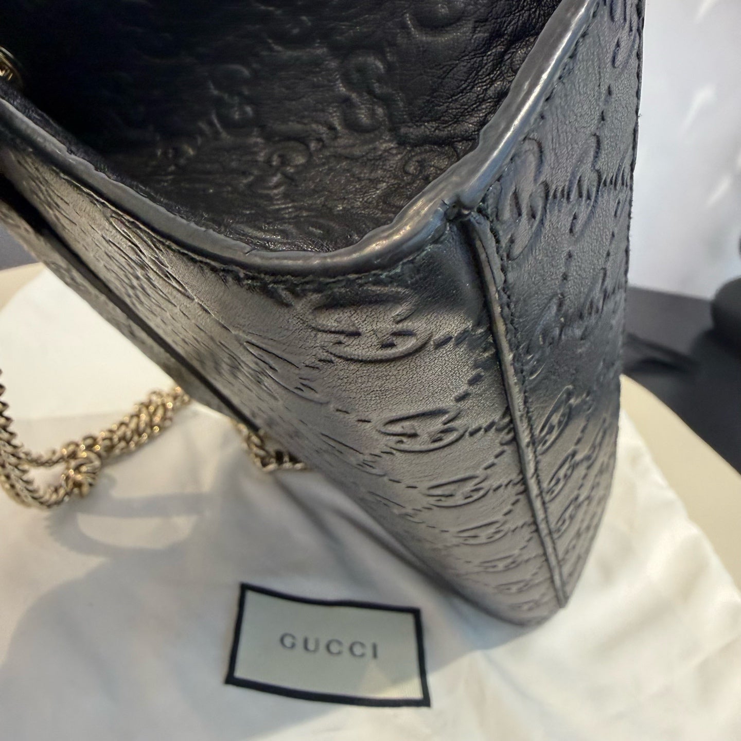 Gucci - Emily Chain Shoulder Bag - Leather - Black - (small)