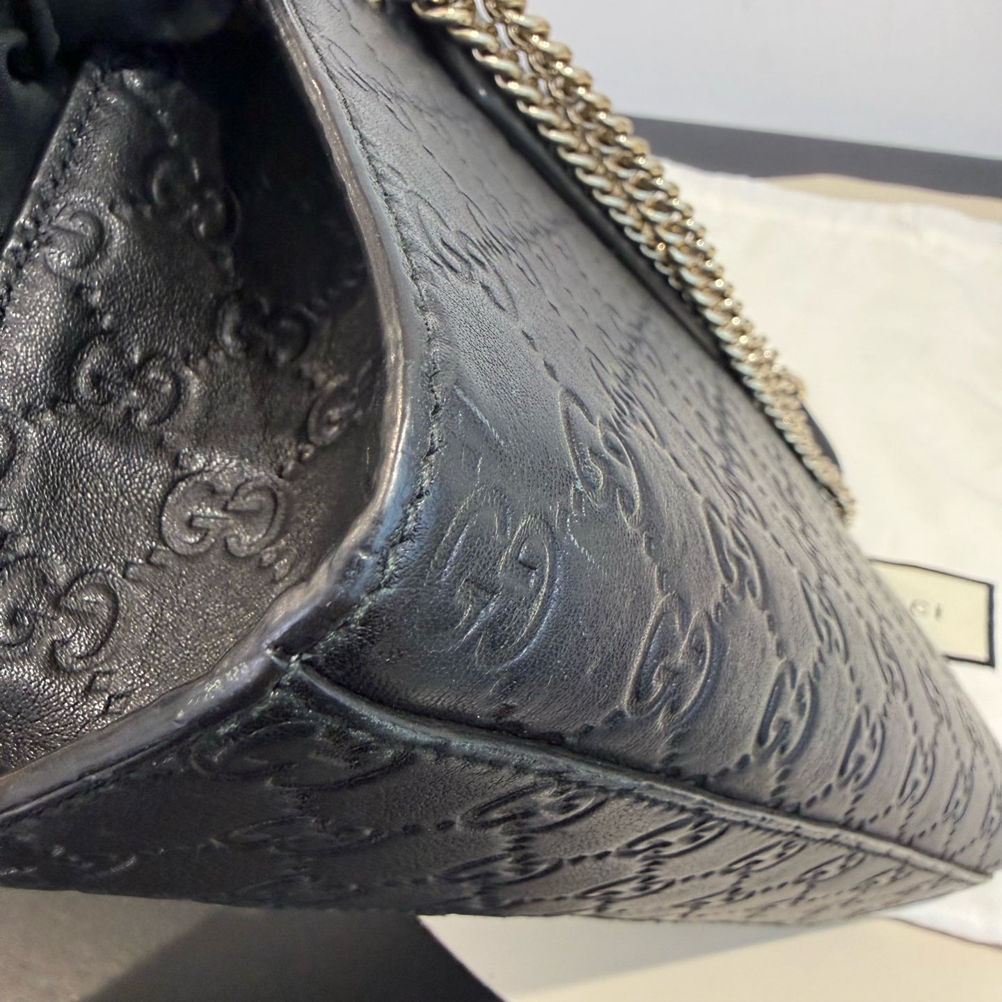 Gucci - Emily Chain Shoulder Bag - Leather - Black - (small)