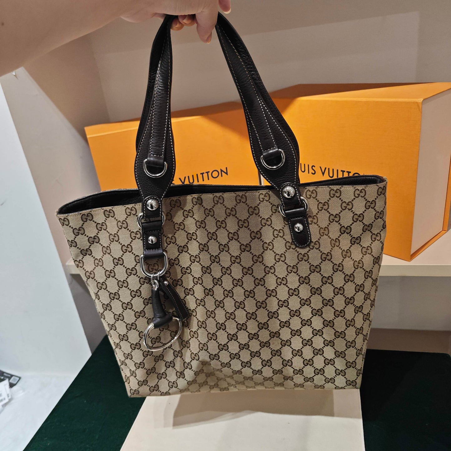 Gucci - GG Canvas Tote Bag - GG Monogram canvas and dark brown leather - Beige - (Medium)
