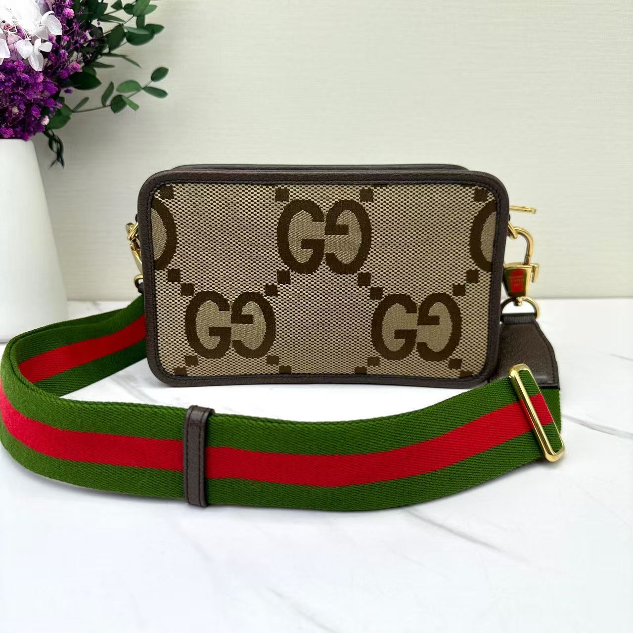 Gucci - GG Jumbo Camera Bag - Jumbo GG canvas with leather trim - Beige and Brown with Green and Red Web Strap - (Small)