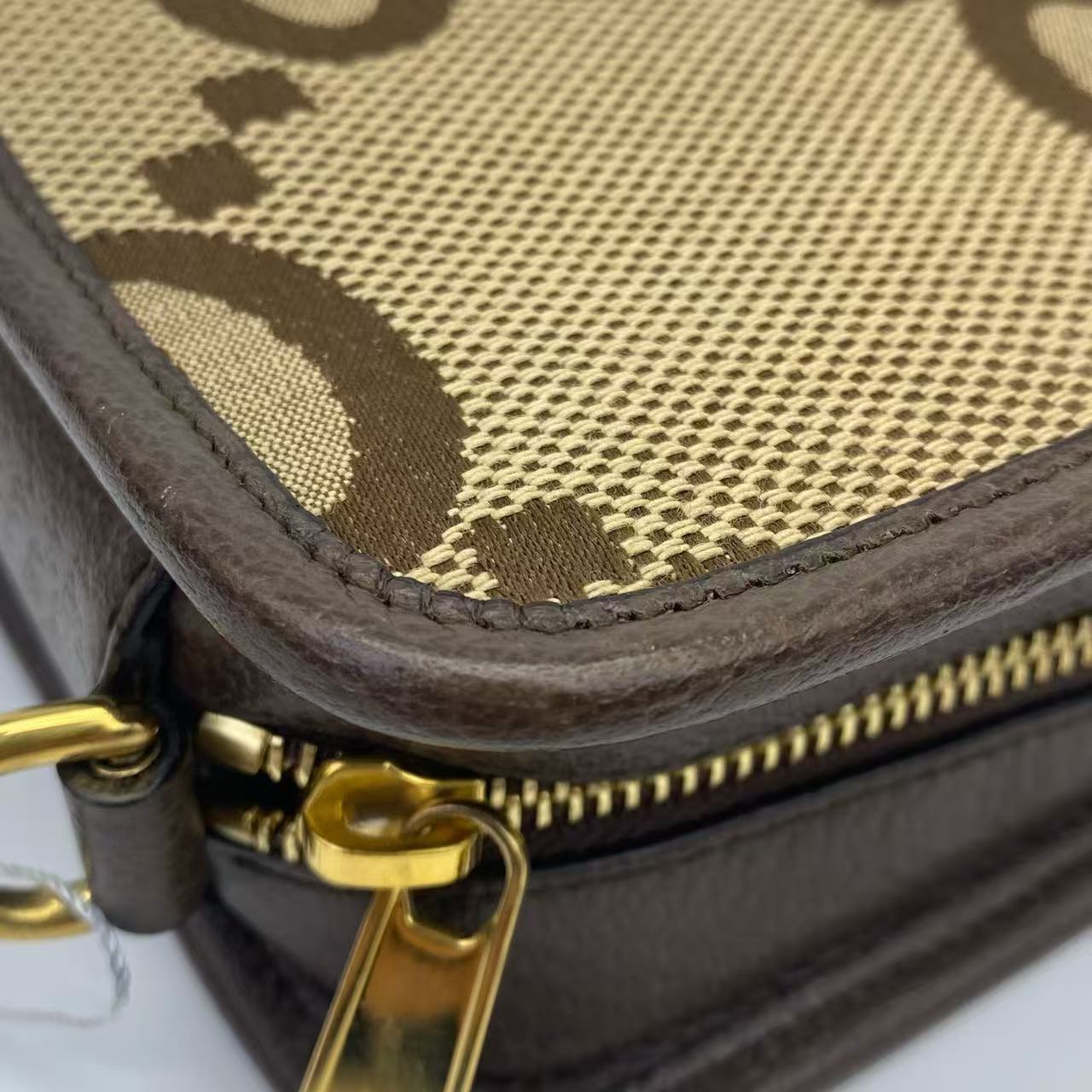 Gucci - GG Jumbo Camera Bag - Jumbo GG canvas with leather trim - Beige and Brown with Green and Red Web Strap - (Small)