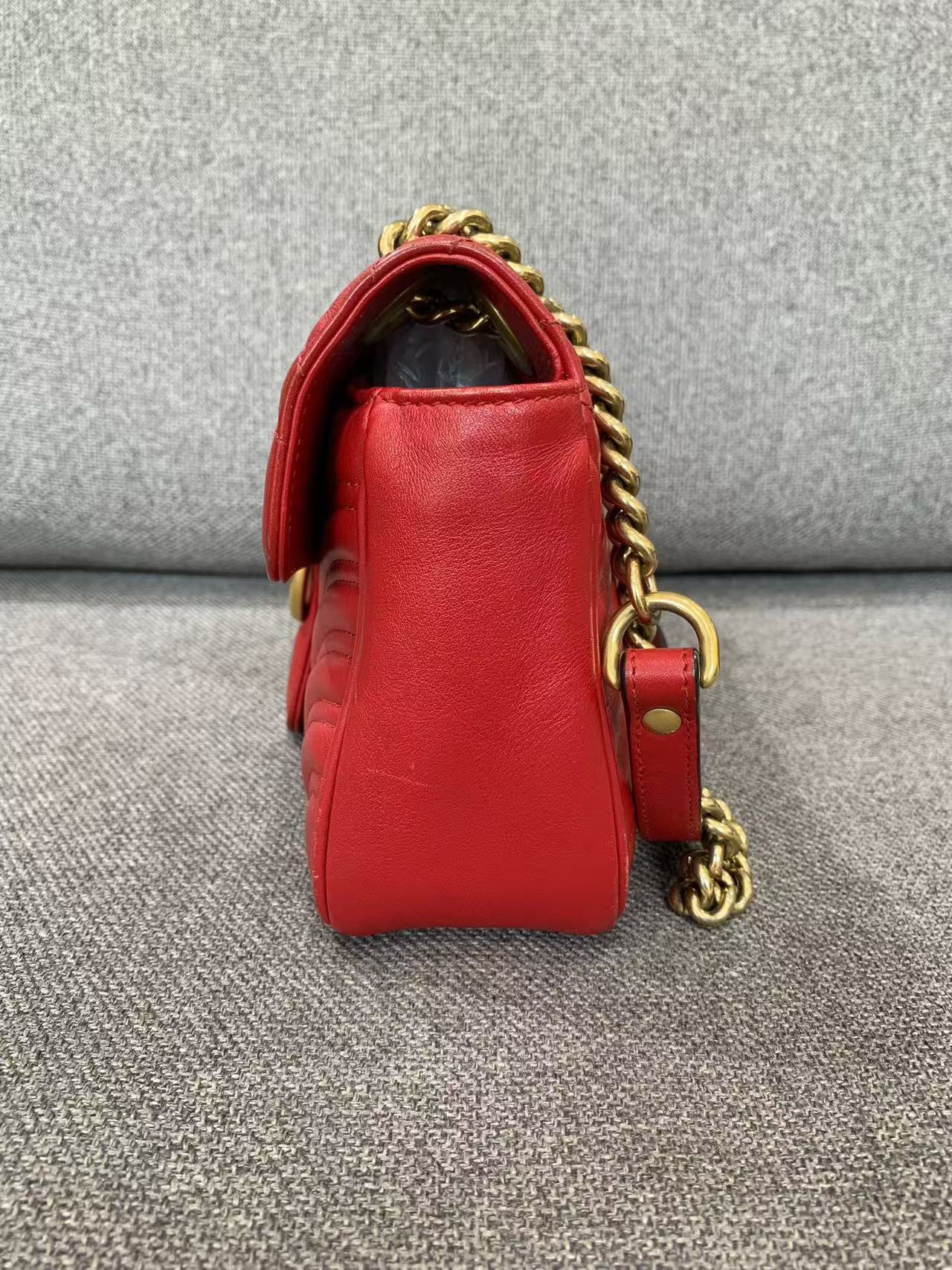 Gucci - GG Marmont 26 - Matelassé leather - Red with Gold-Tone Hardware - (Small)