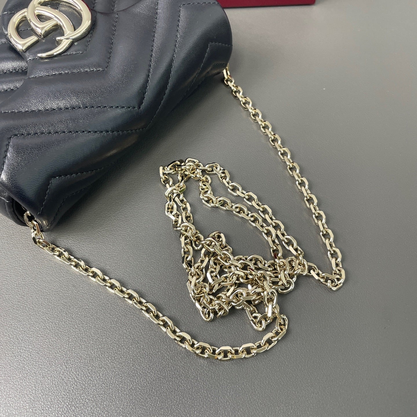 Gucci GG Marmont Lambskin Leather Black - view 4