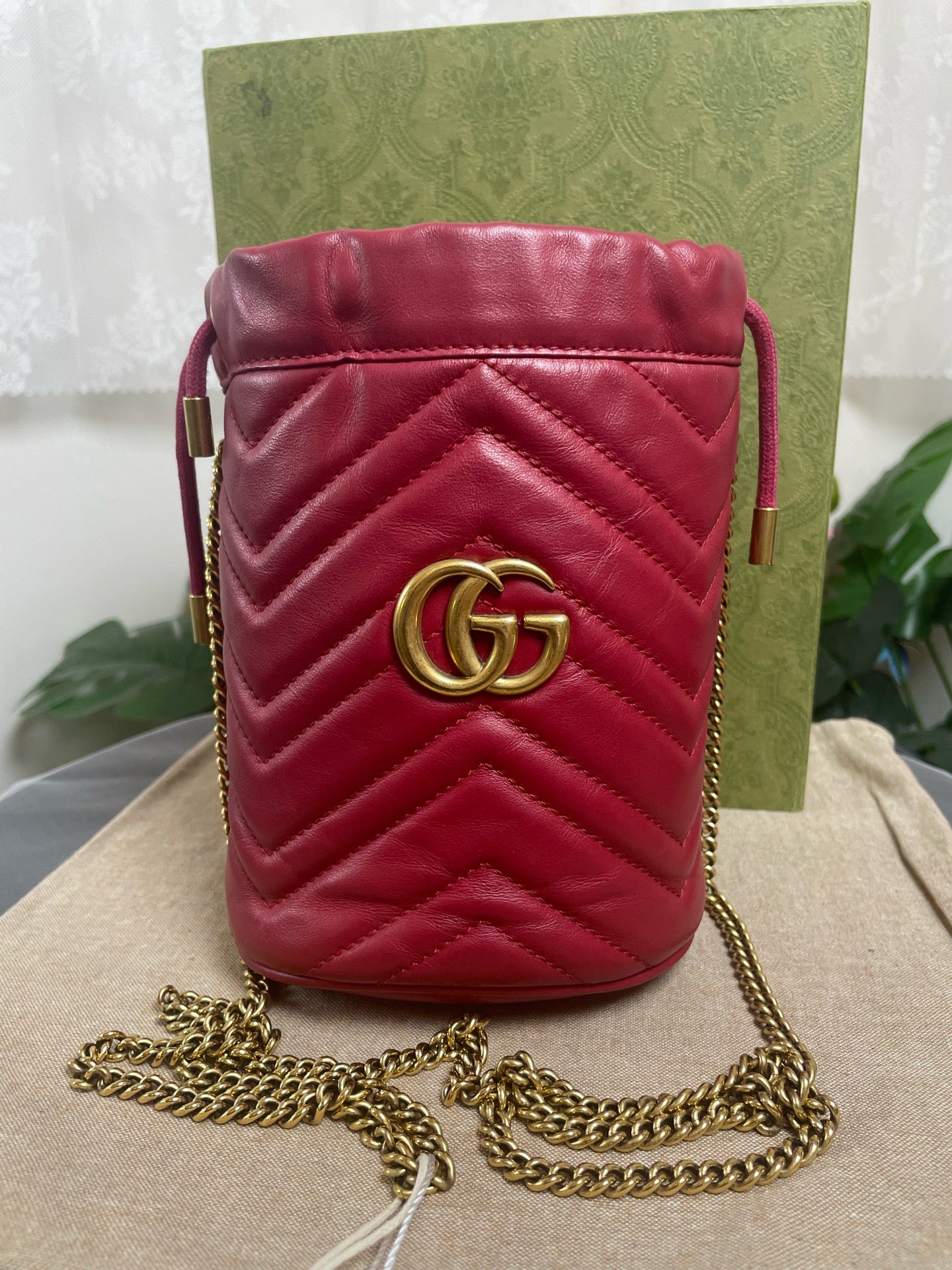 Gucci - GG Marmont Drawstring Bucket Bag - Leather - Red - (Mini)