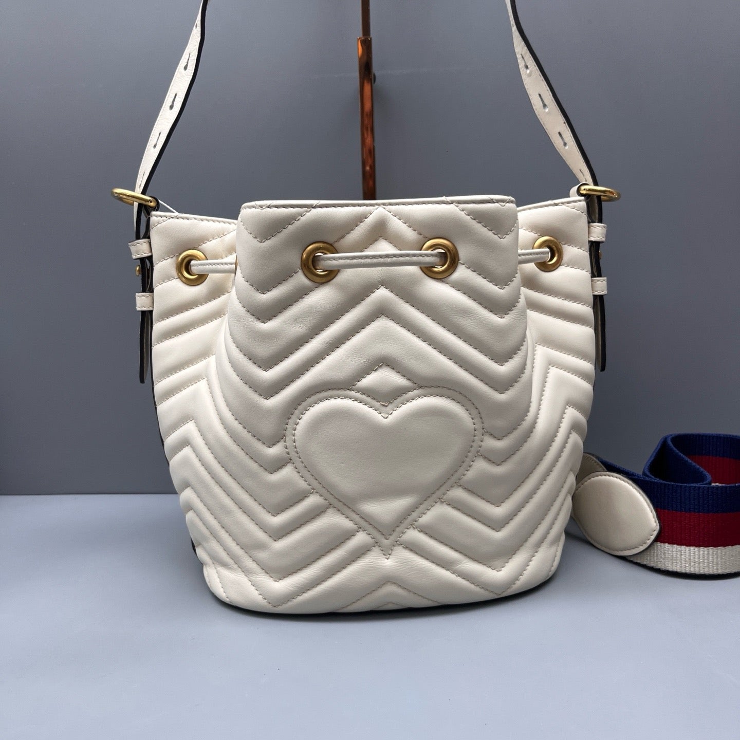 Gucci - GG Marmont Drawstring Bucket Bag - Leather - White - (Small)