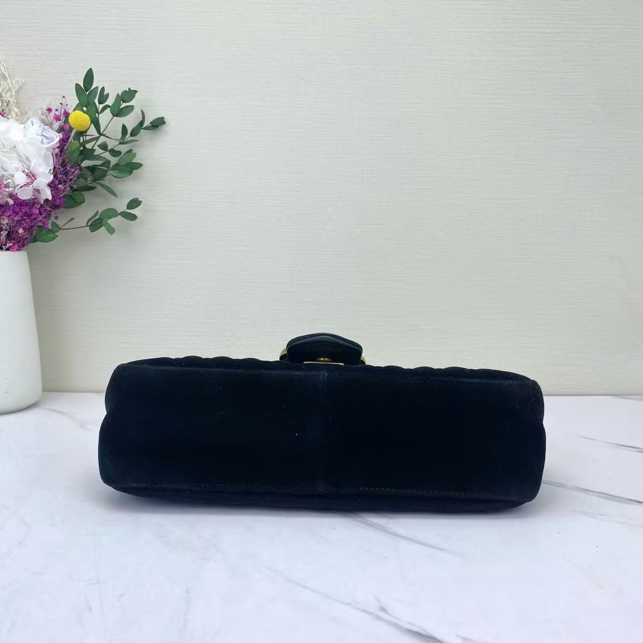 Gucci - GG Marmont Flap Bag - Velvet - Black - (Small)