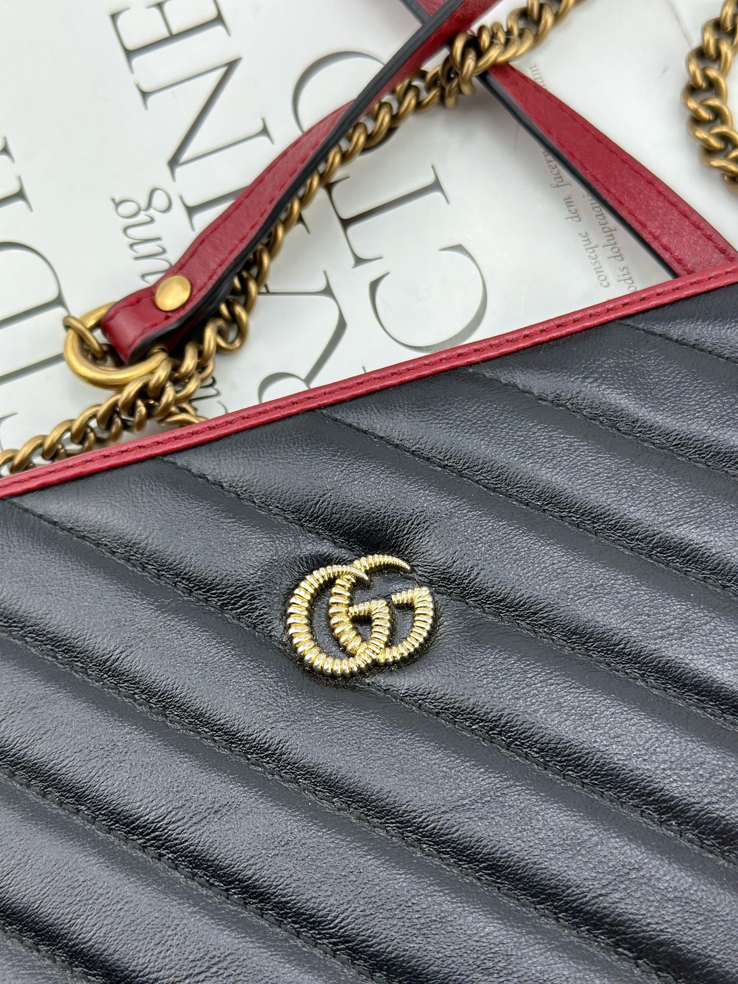 Gucci - GG Marmont - Leather - Black - (medium)