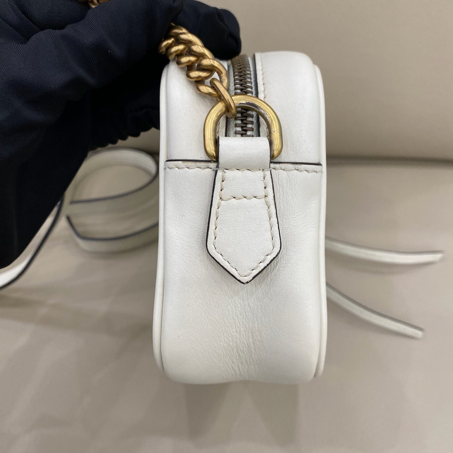 Gucci - GG Marmont Matelassé Camera Bag - Leather - White - (Small)