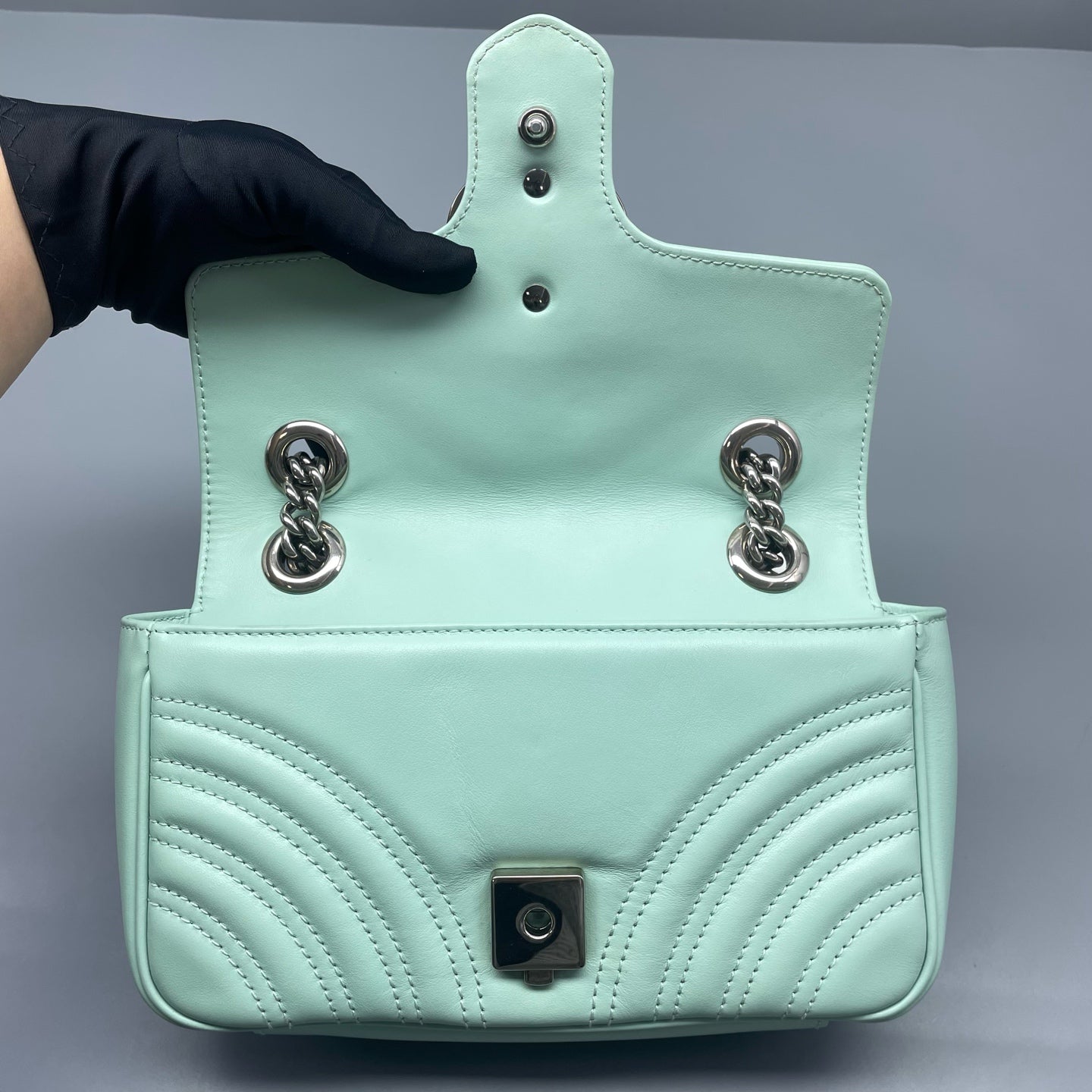 Gucci - GG Marmont Matelassé Mini Bag - Matelassé calfskin leather - Mint Green with Silver-Tone Hardware - (mini)