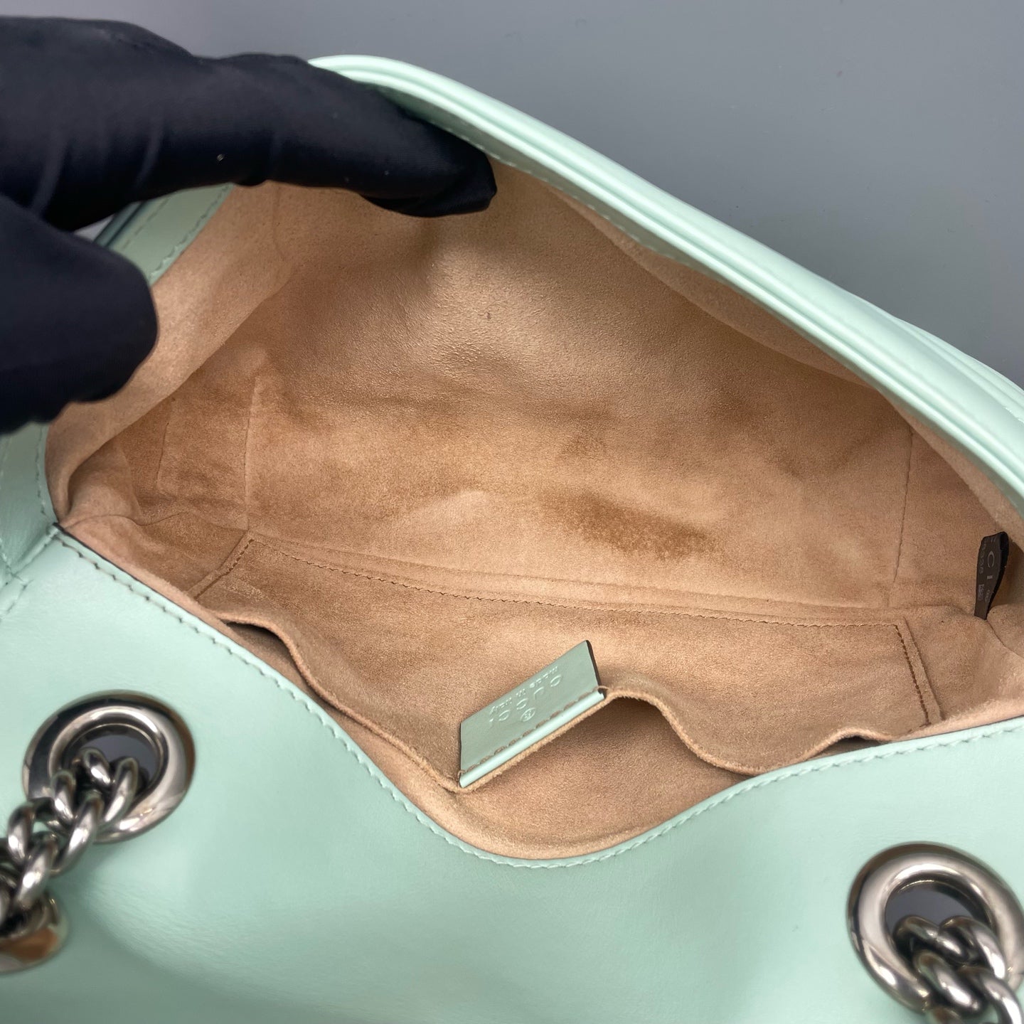 Gucci - GG Marmont Matelassé Mini Bag - Matelassé calfskin leather - Mint Green with Silver-Tone Hardware - (mini)