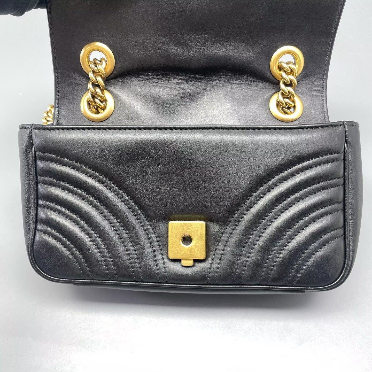 Gucci - GG Marmont Matelassé Mini Flap Bag - Leather - Black - (Mini)