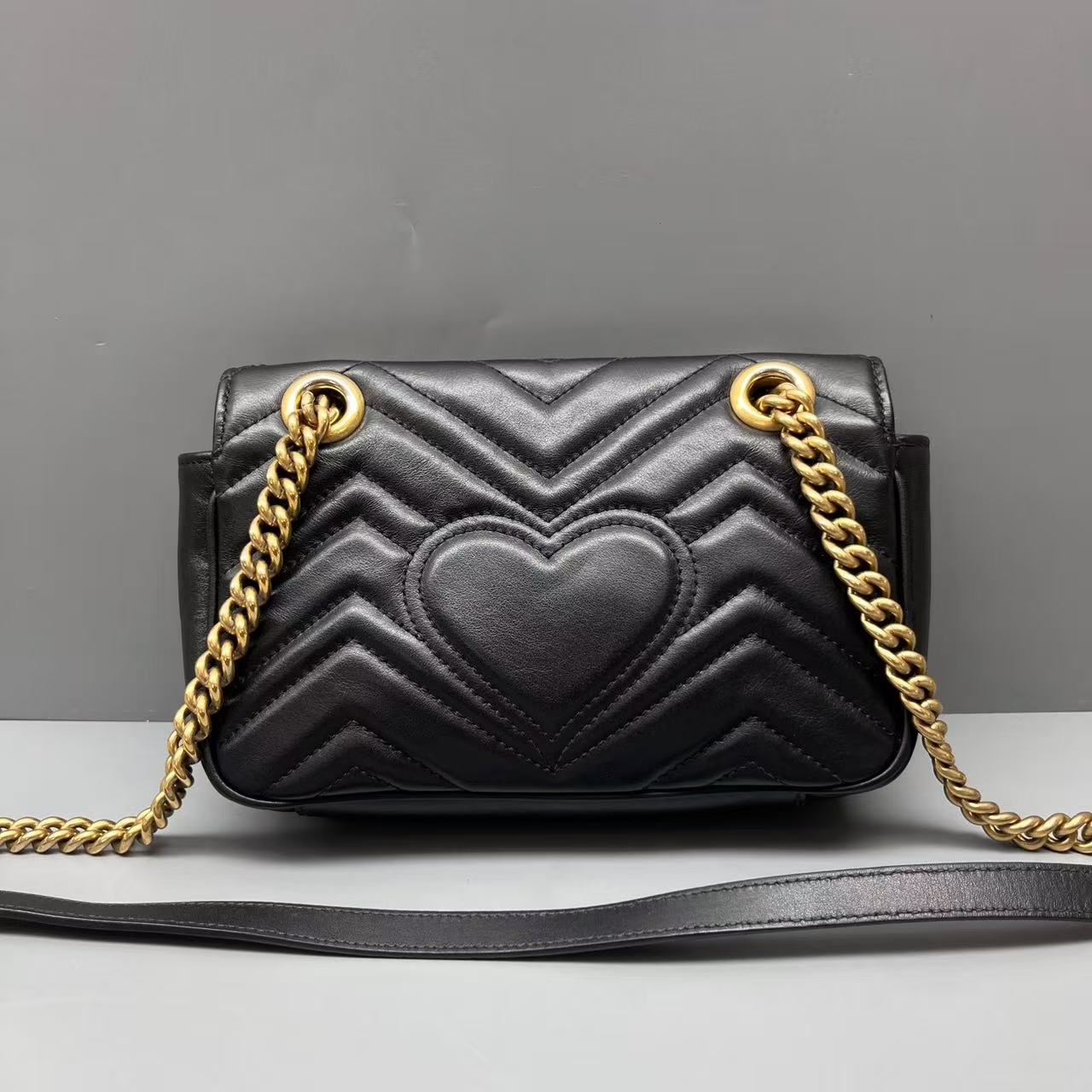 Gucci - GG Marmont Matelassé Mini Shoulder Bag - Leather - Black - (mini)