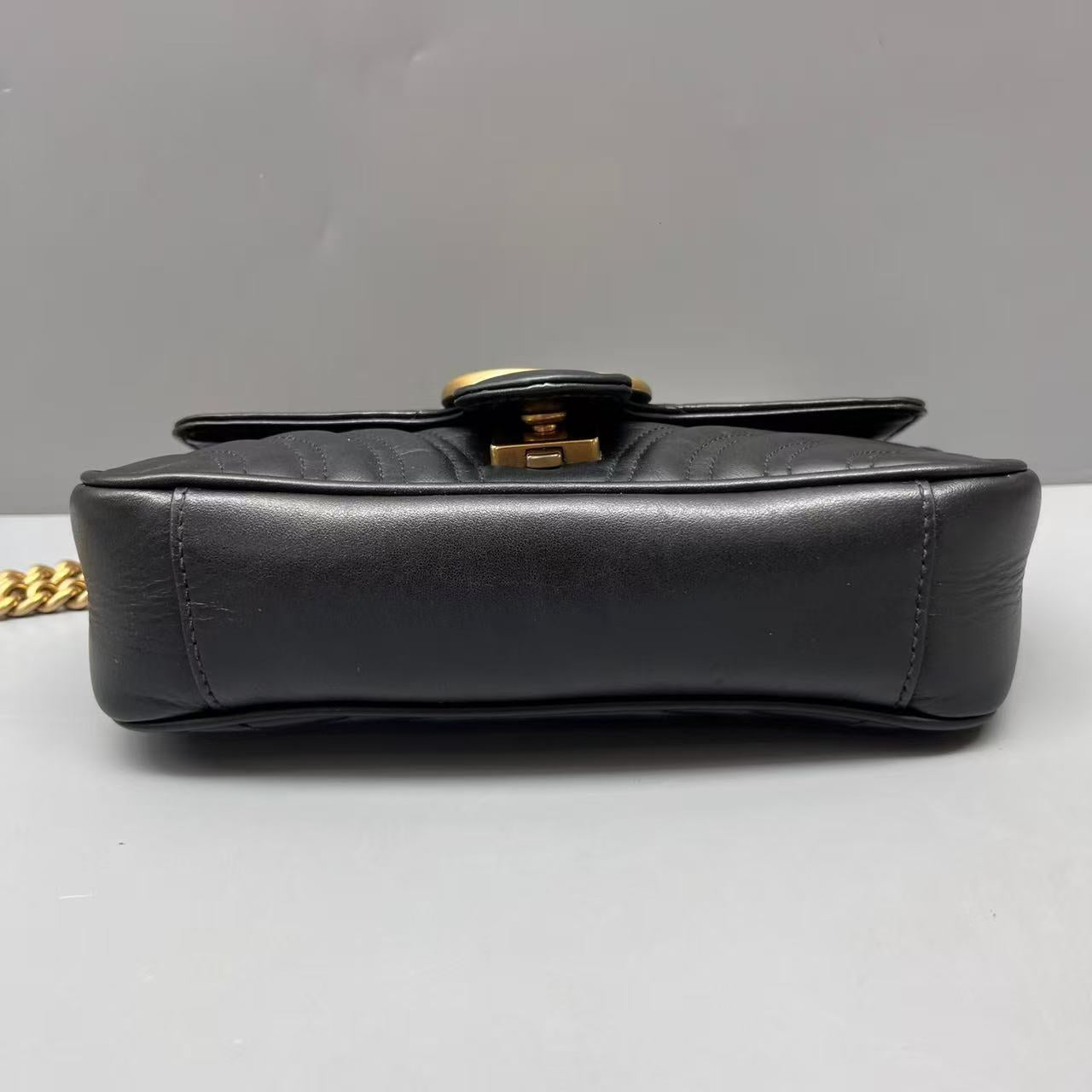 Gucci - GG Marmont Matelassé Mini Shoulder Bag - Leather - Black - (mini)