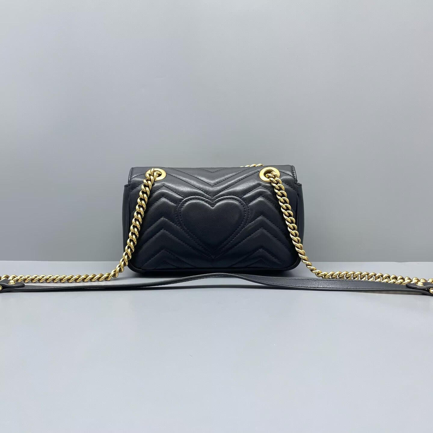 Gucci - GG Marmont Matelassé Shoulder Bag 2.0 (Marmont 22) - Leather - Black with Gold-Tone Hardware - (Mini)