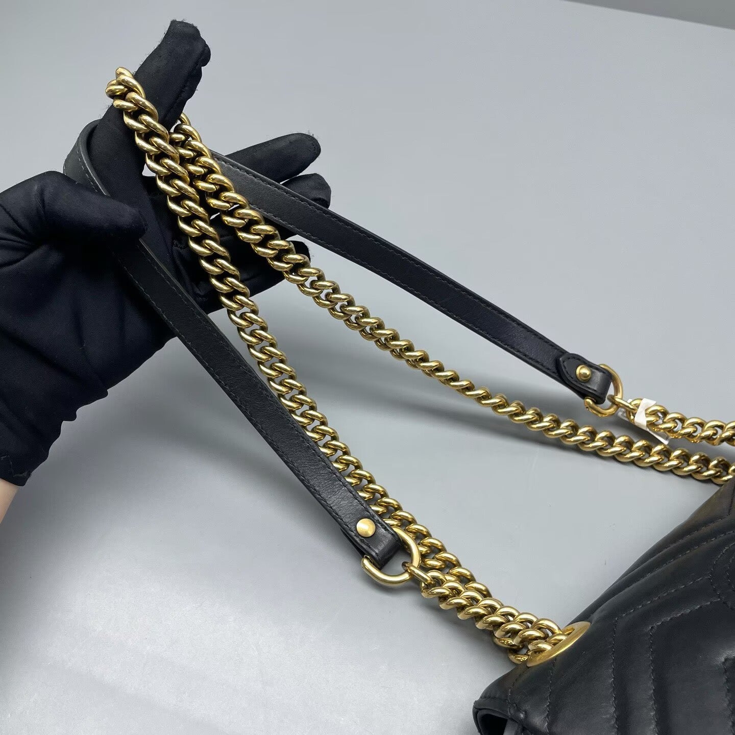 Gucci - GG Marmont Matelassé Shoulder Bag 2.0 (Marmont 22) - Leather - Black with Gold-Tone Hardware - (Mini)
