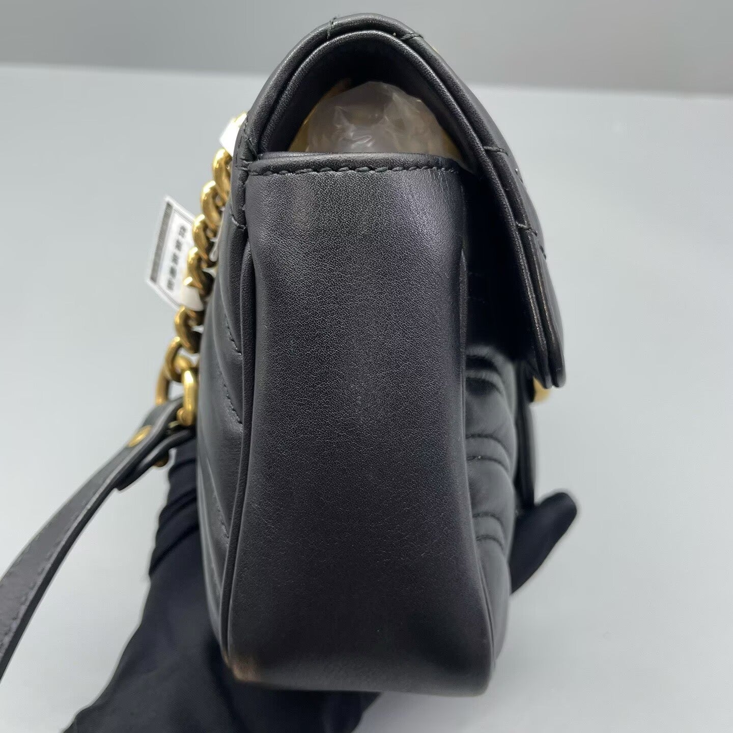 Gucci - GG Marmont Matelassé Shoulder Bag 2.0 (Marmont 22) - Leather - Black with Gold-Tone Hardware - (Mini)