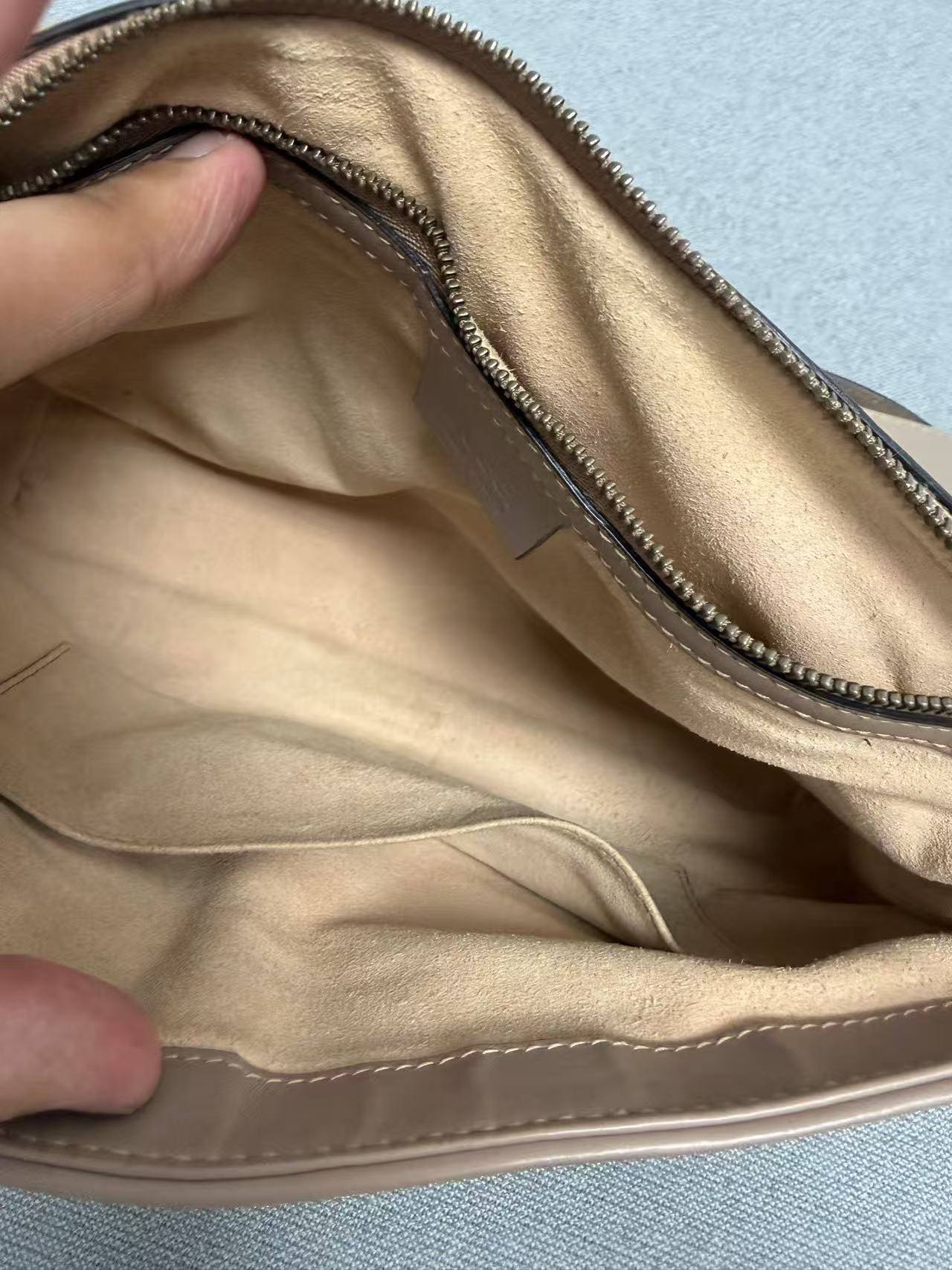 Gucci - GG Marmont Matelassé Shoulder Bag - Leather - Beige - (medium)