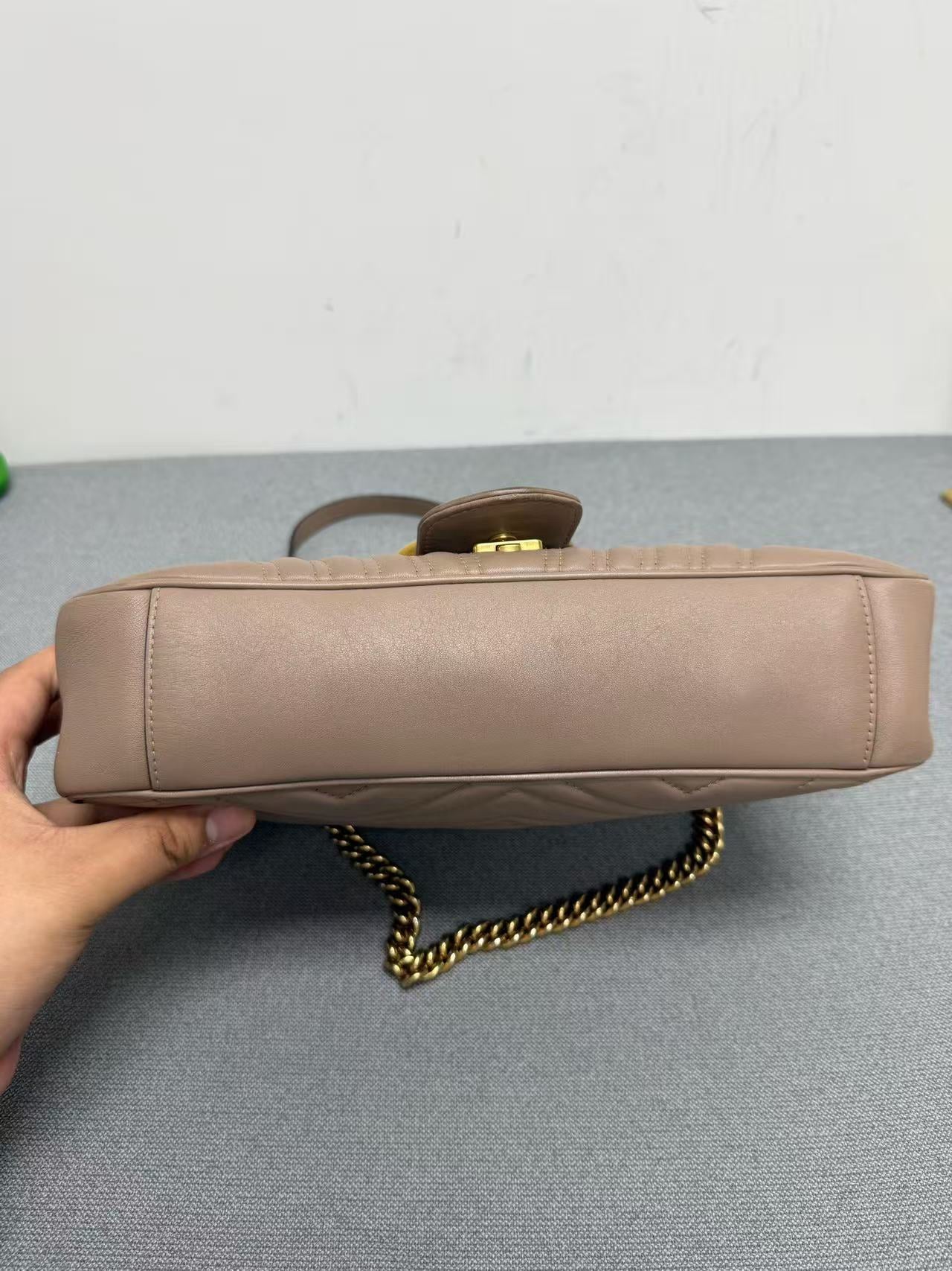 Gucci - GG Marmont Matelassé Shoulder Bag - Leather - Beige - (medium)