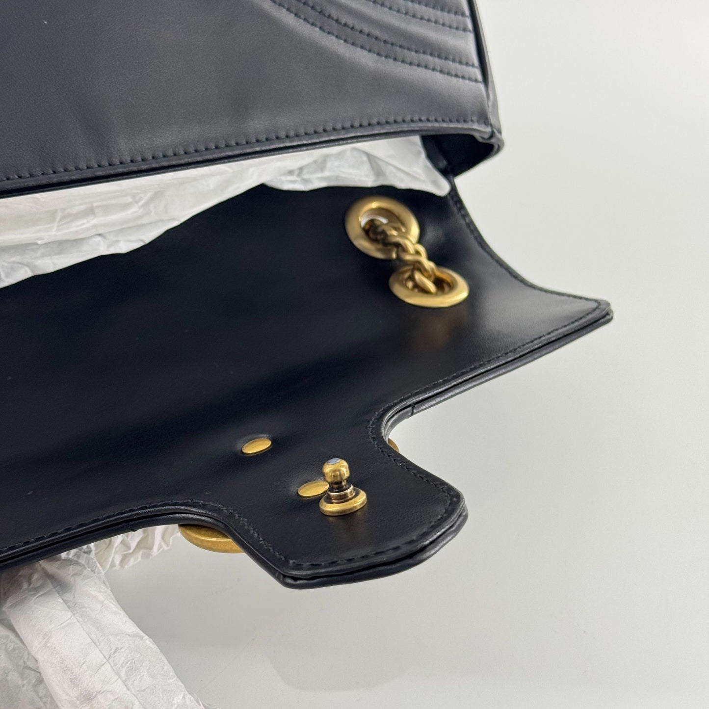 Gucci - GG Marmont Matelassé Shoulder Bag - Leather - Black - (Small)