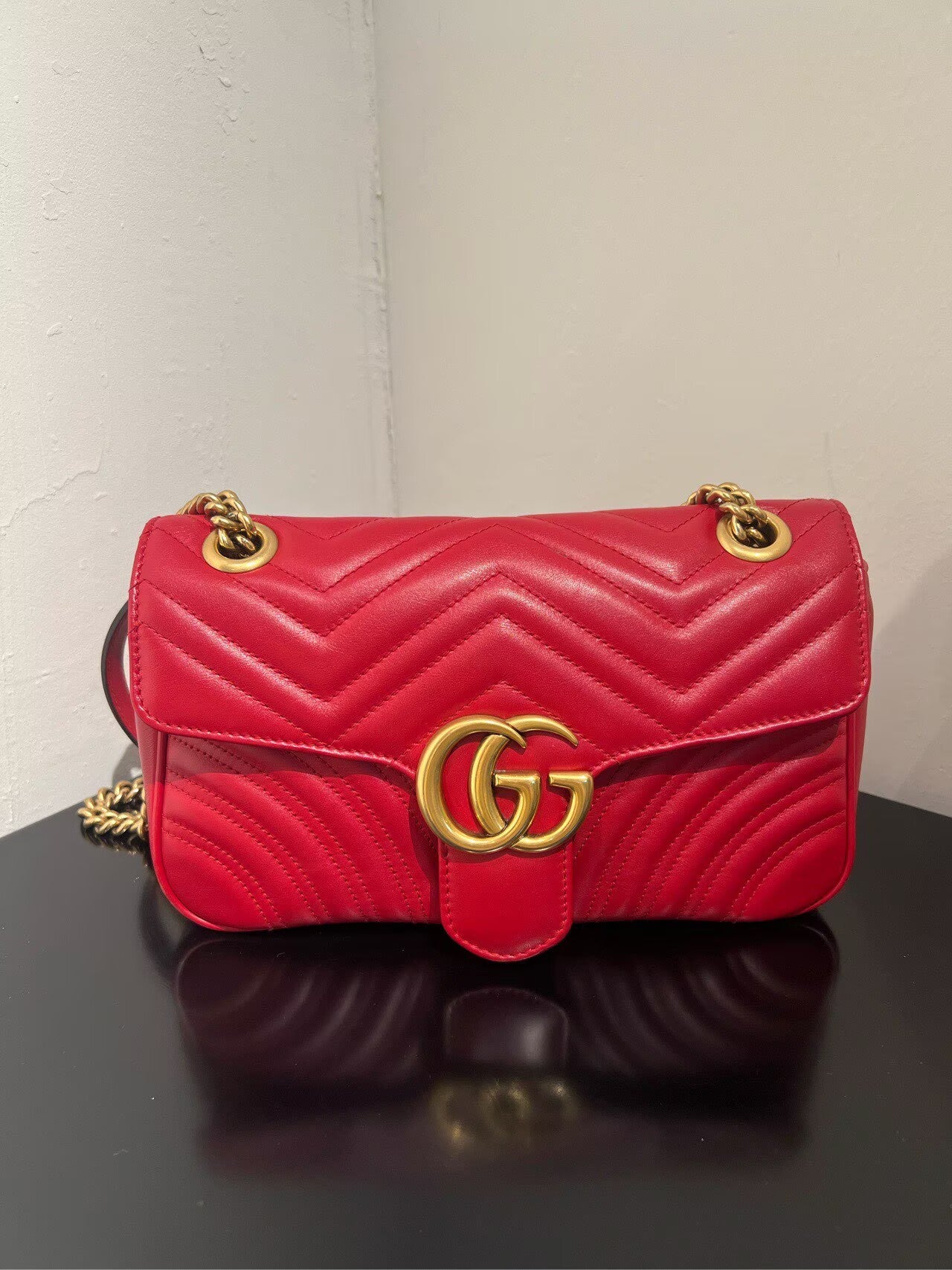 Gucci - GG Marmont Matelassé Shoulder Bag - Leather - Red - (medium)