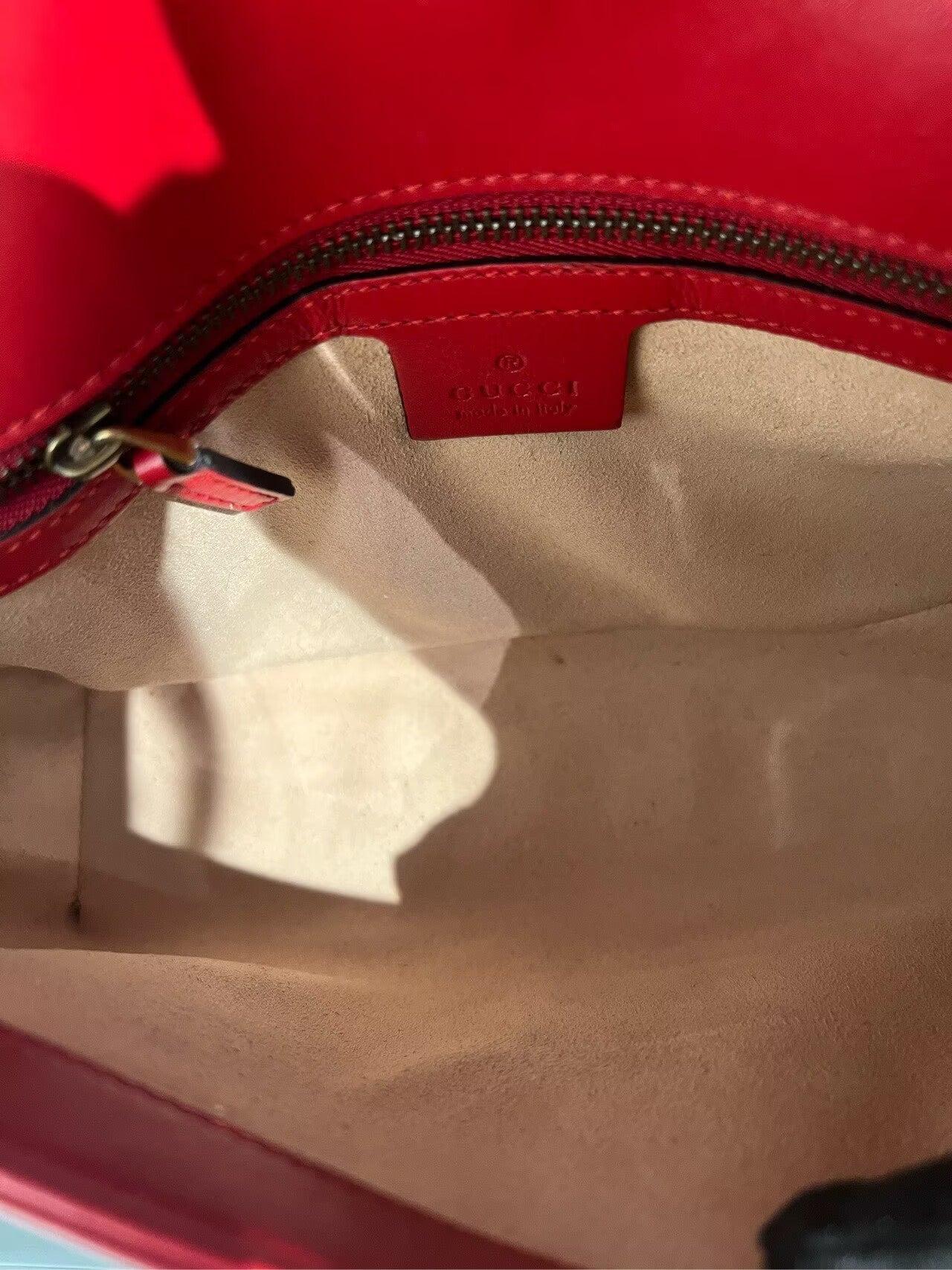 Gucci - GG Marmont Matelassé Shoulder Bag - Leather - Red - (medium)