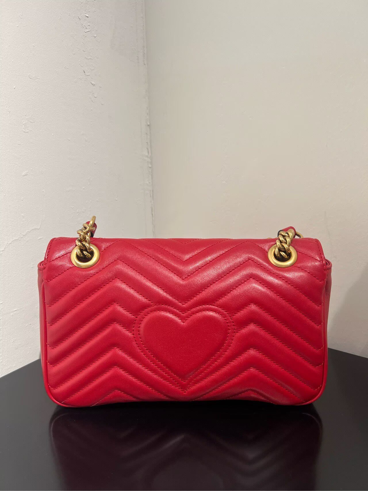 Gucci - GG Marmont Matelassé Shoulder Bag - Leather - Red - (medium)