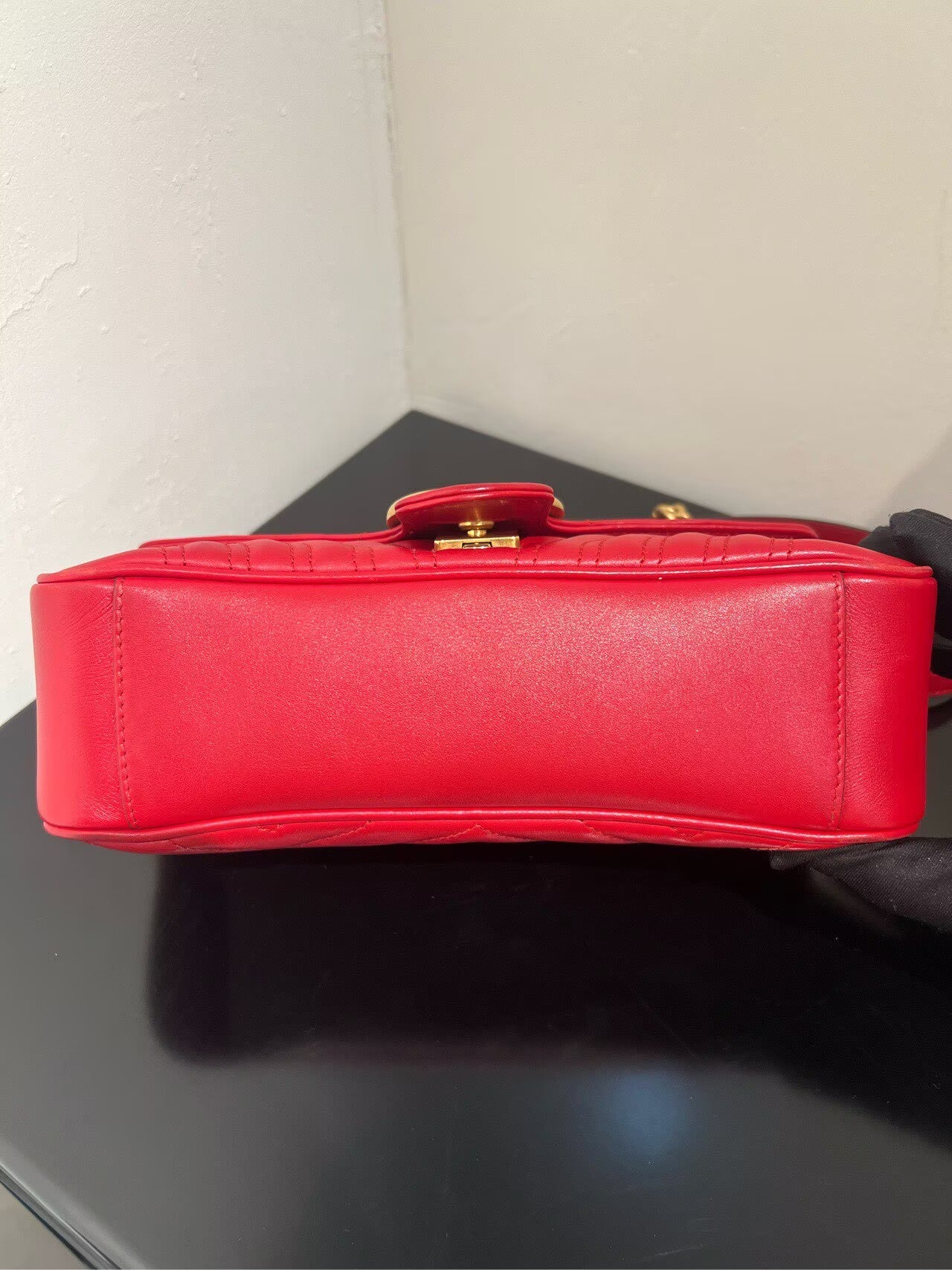 Gucci - GG Marmont Matelassé Shoulder Bag - Leather - Red - (medium)