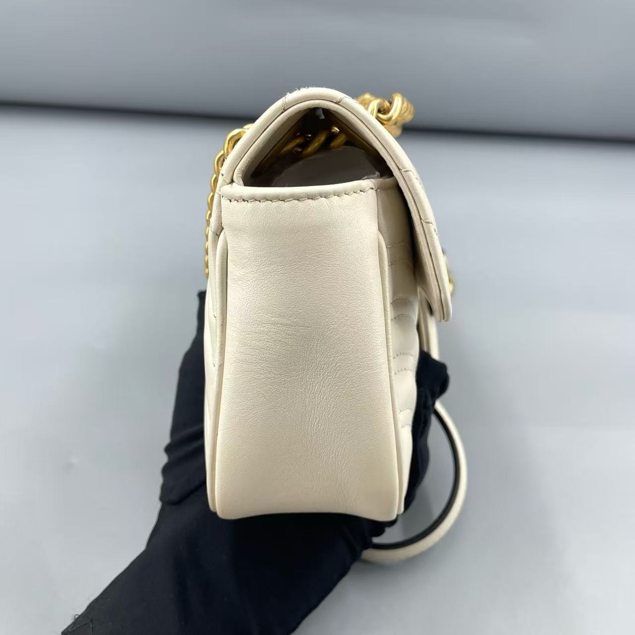 Gucci - GG Marmont Matelassé Shoulder Bag - Leather - White - (mini)