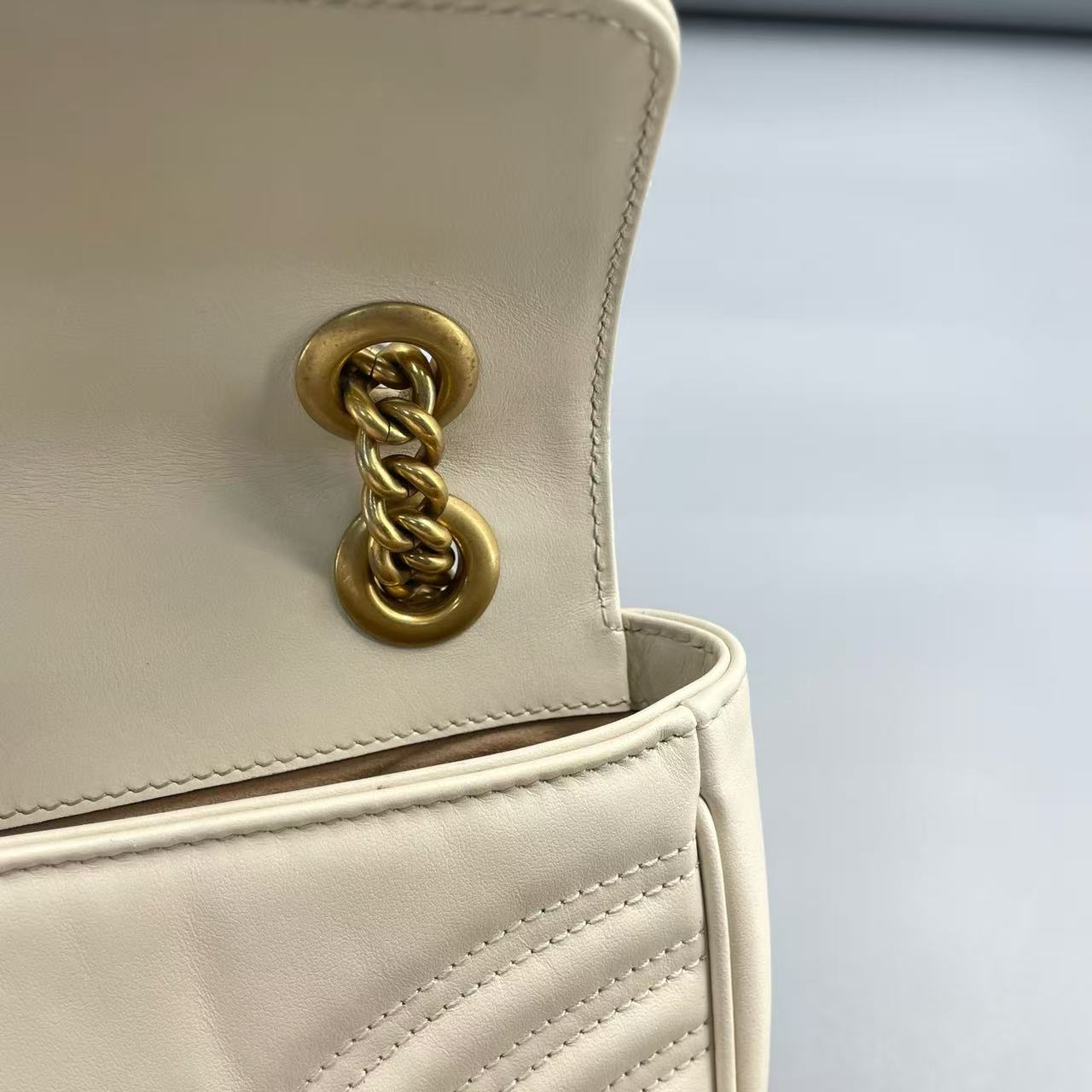 Gucci - GG Marmont Matelassé Shoulder Bag - Leather - White - (mini)