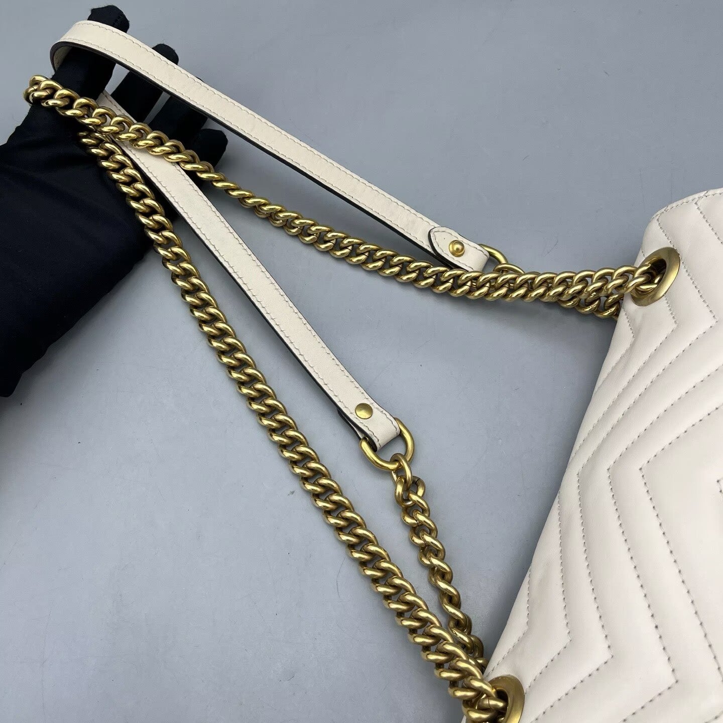 Gucci - GG Marmont Matelassé Shoulder Bag - Leather - White - (small)
